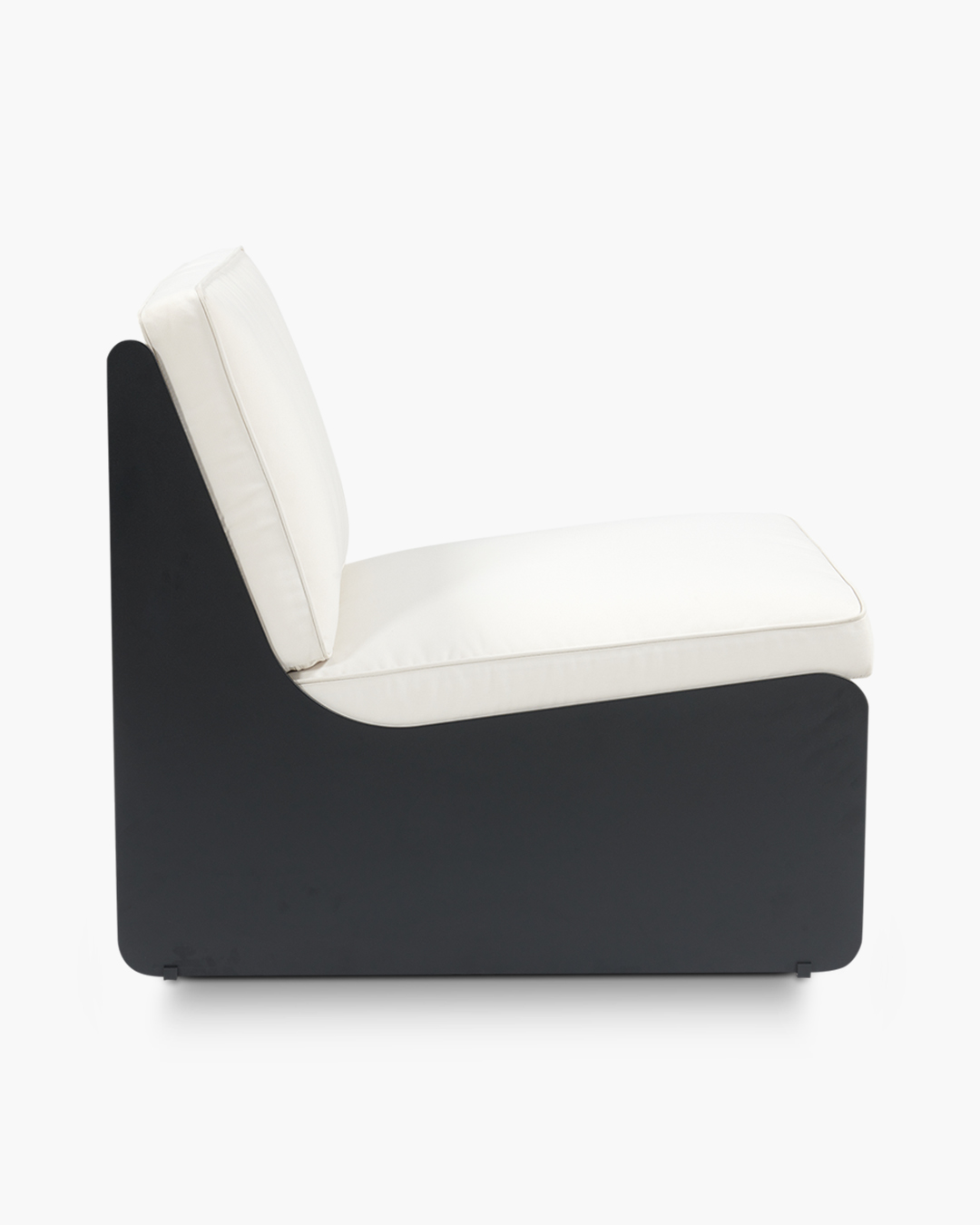 Outdoor Dougie Lounge Chair