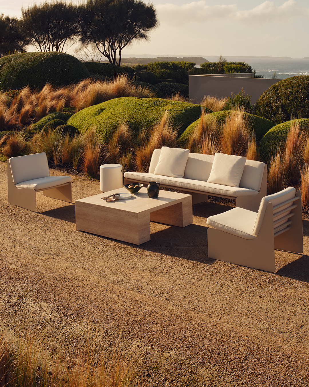 Outdoor Dougie Lounge Chair