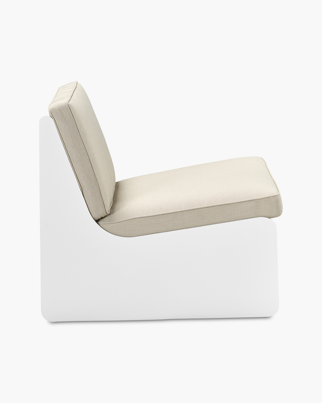 Outdoor Dougie Lounge Chair