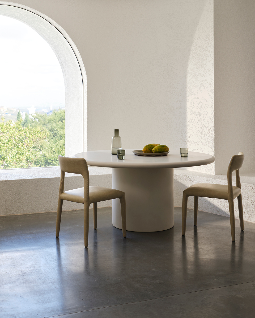 Outdoor Jean De Round Dining Table