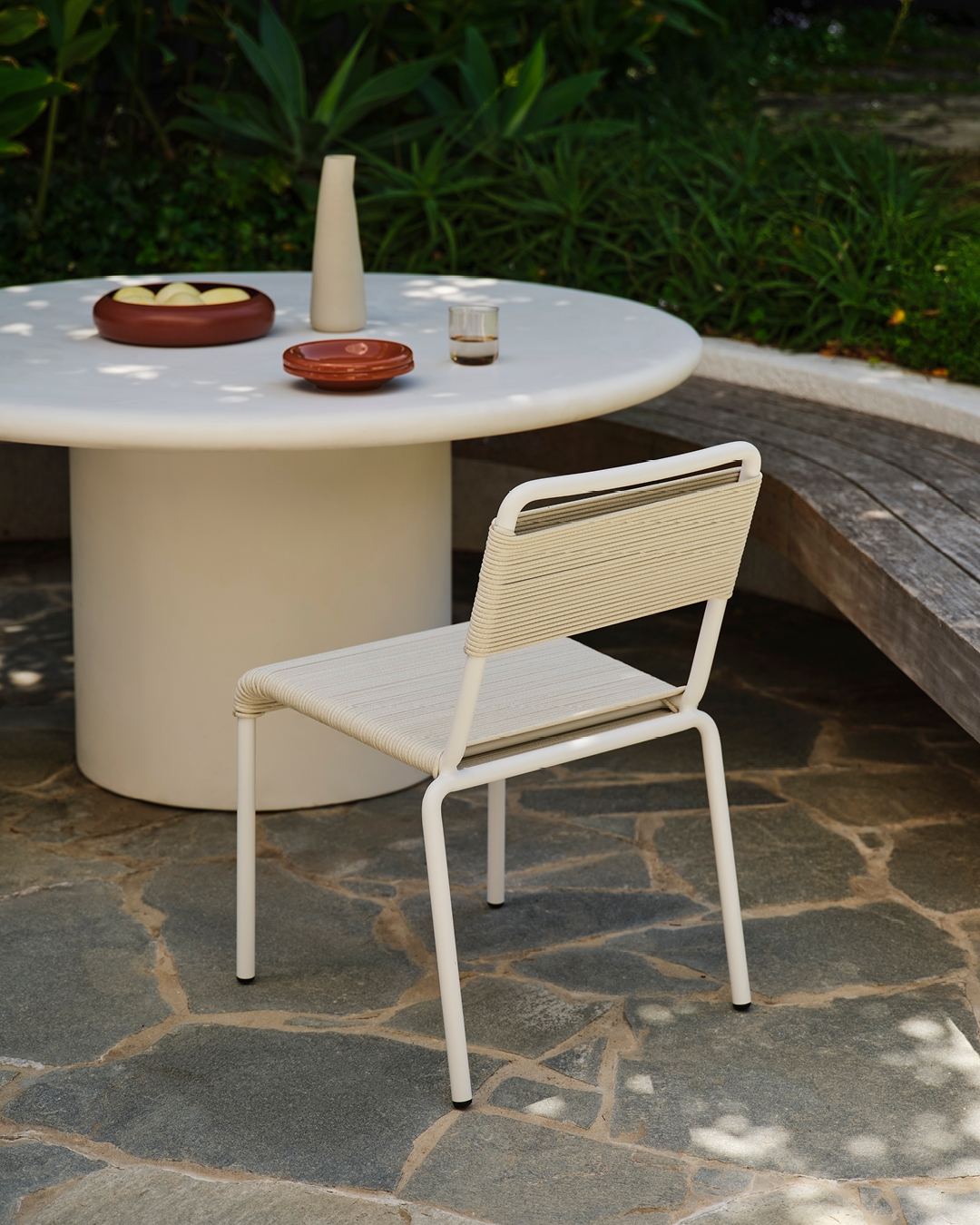 Outdoor Jean De Round Dining Table