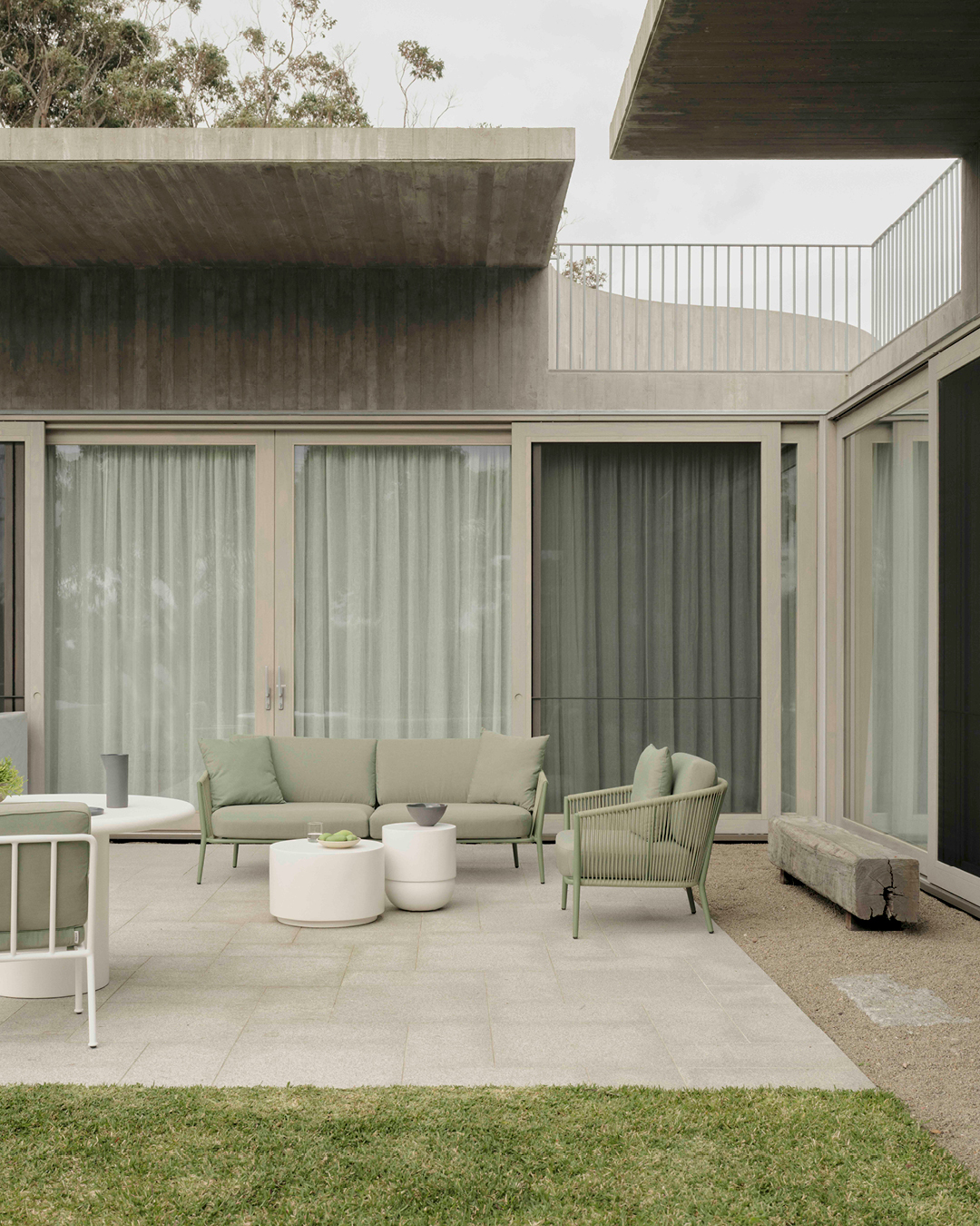 Outdoor Santos Sofa
