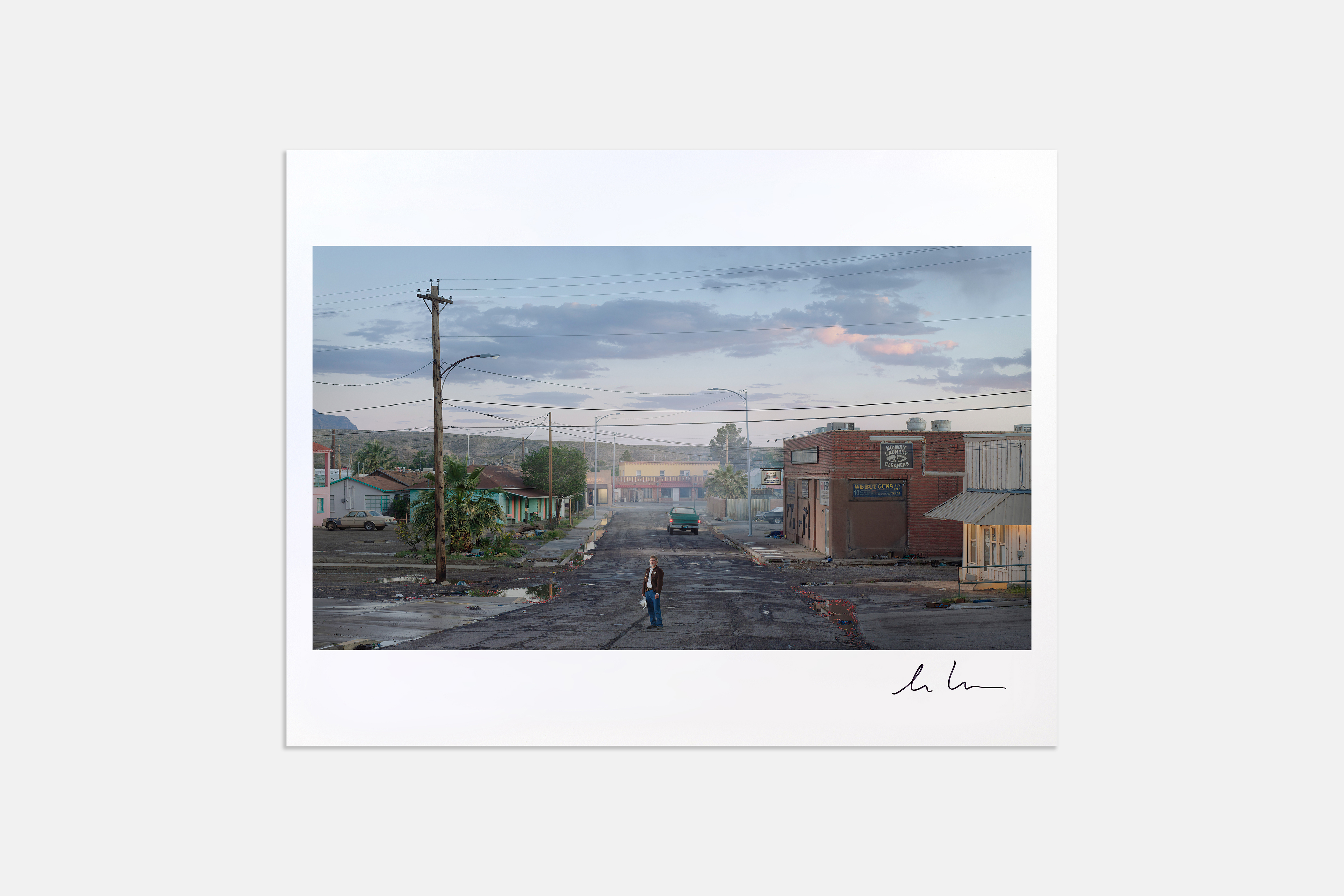 洋書 Gregory Crewdson 01_Eddington_Print_3x2_Gray-