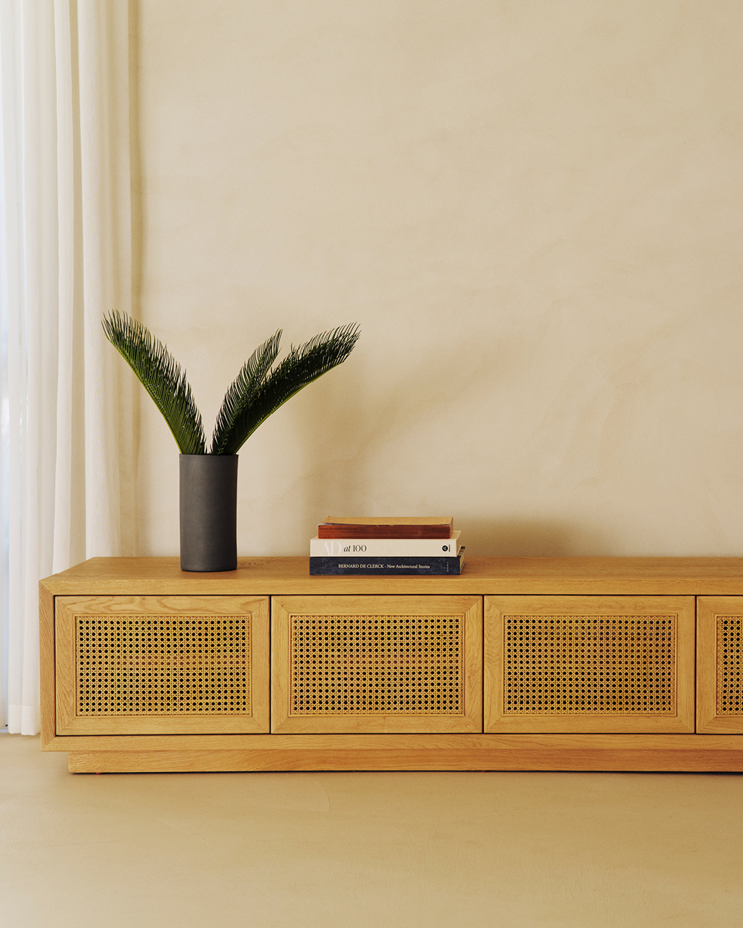 Bosca 4 Door Entertainment Unit