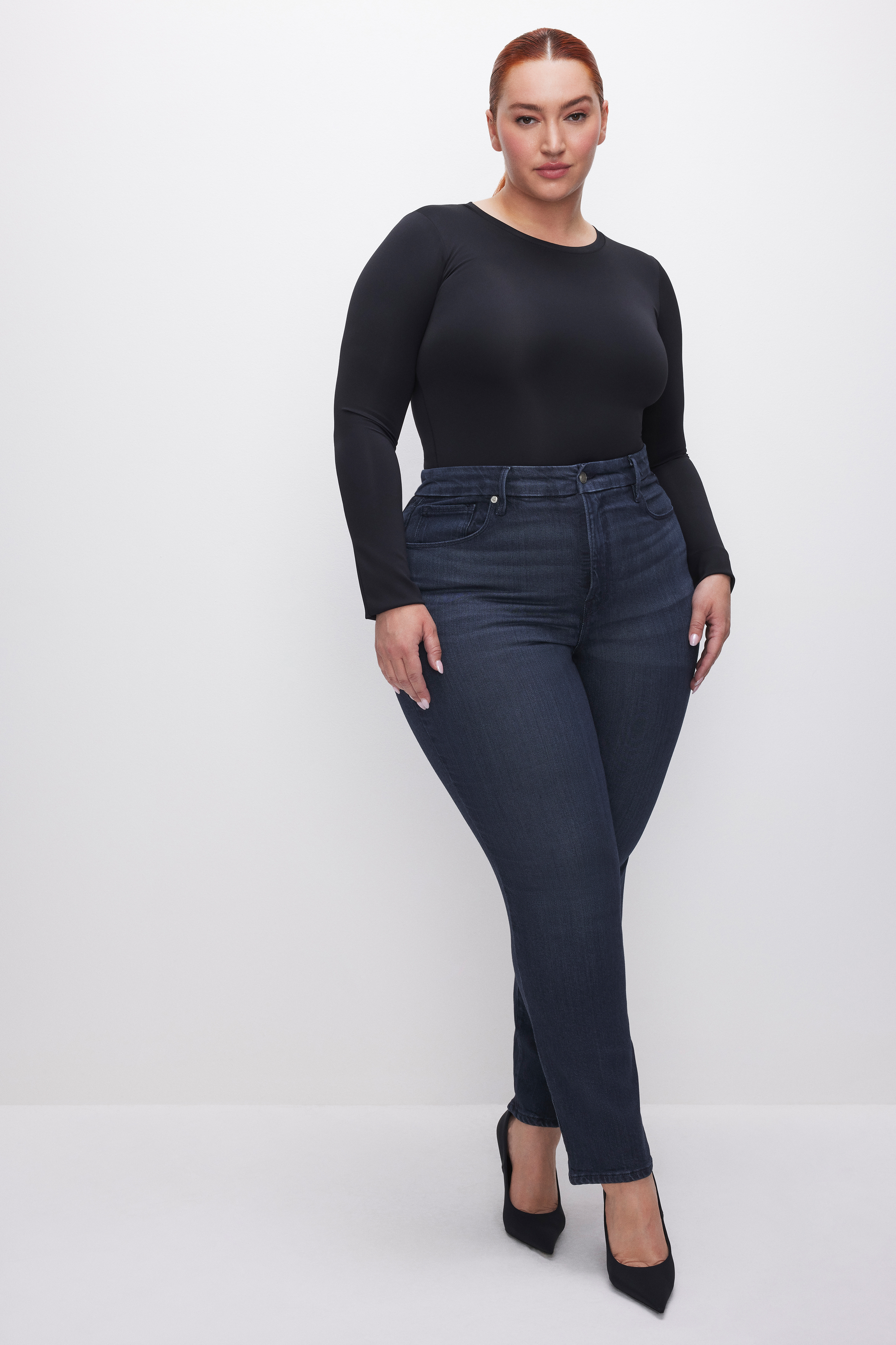 Styled with SOFT-TECH GOOD CLASSIC STRAIGHT JEANS | INDIGO526