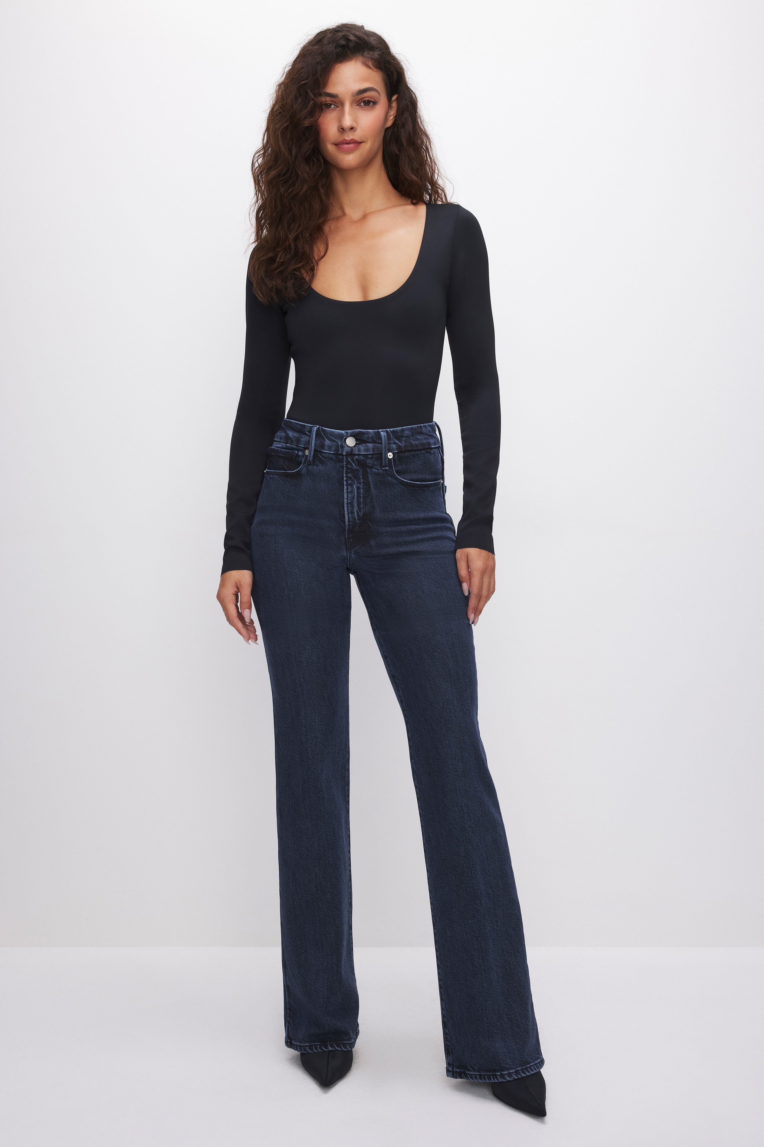 Styled with SOFT-TECH GOOD CLASSIC BOOTCUT JEANS | INDIGO533