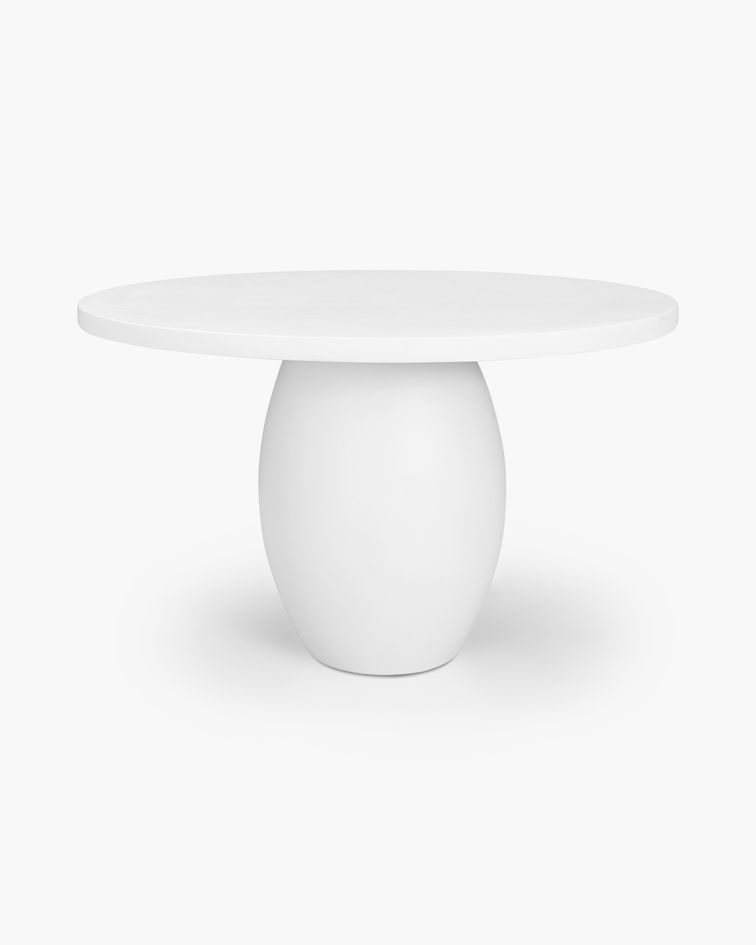 Olay Round Dining Table