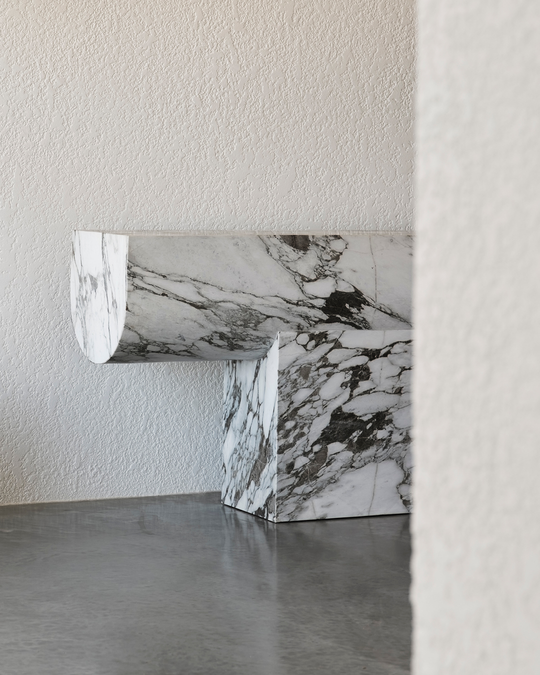 Arii Console