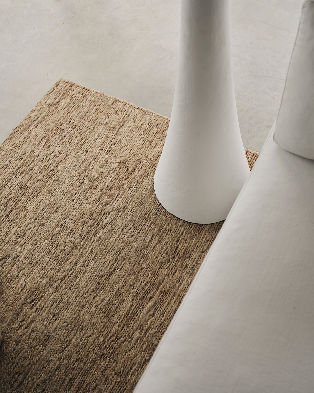 Owan Floor Lamp
