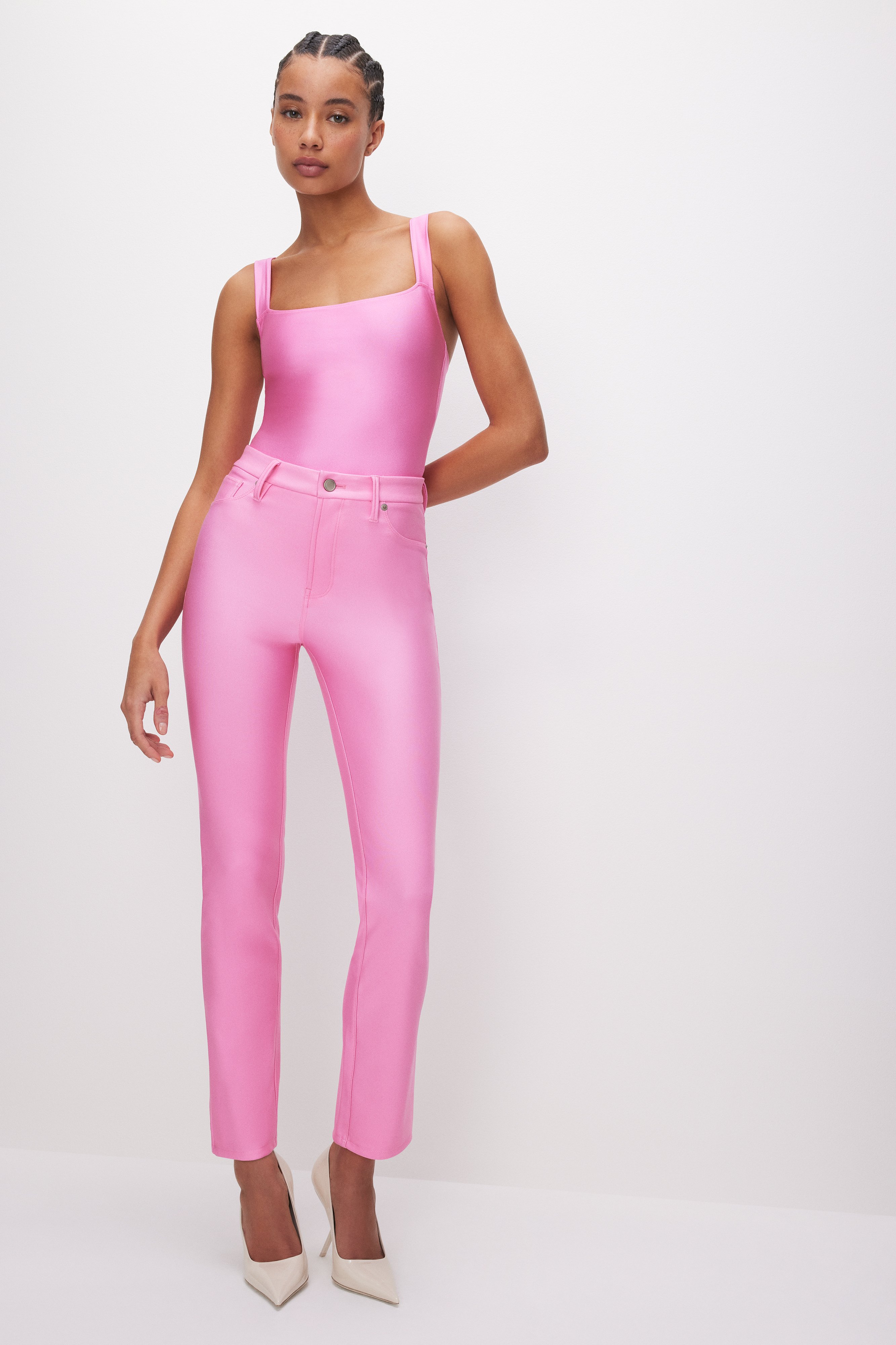 Styled with COMPRESSION SHINE BODYSUIT | SORORITY PINK003
