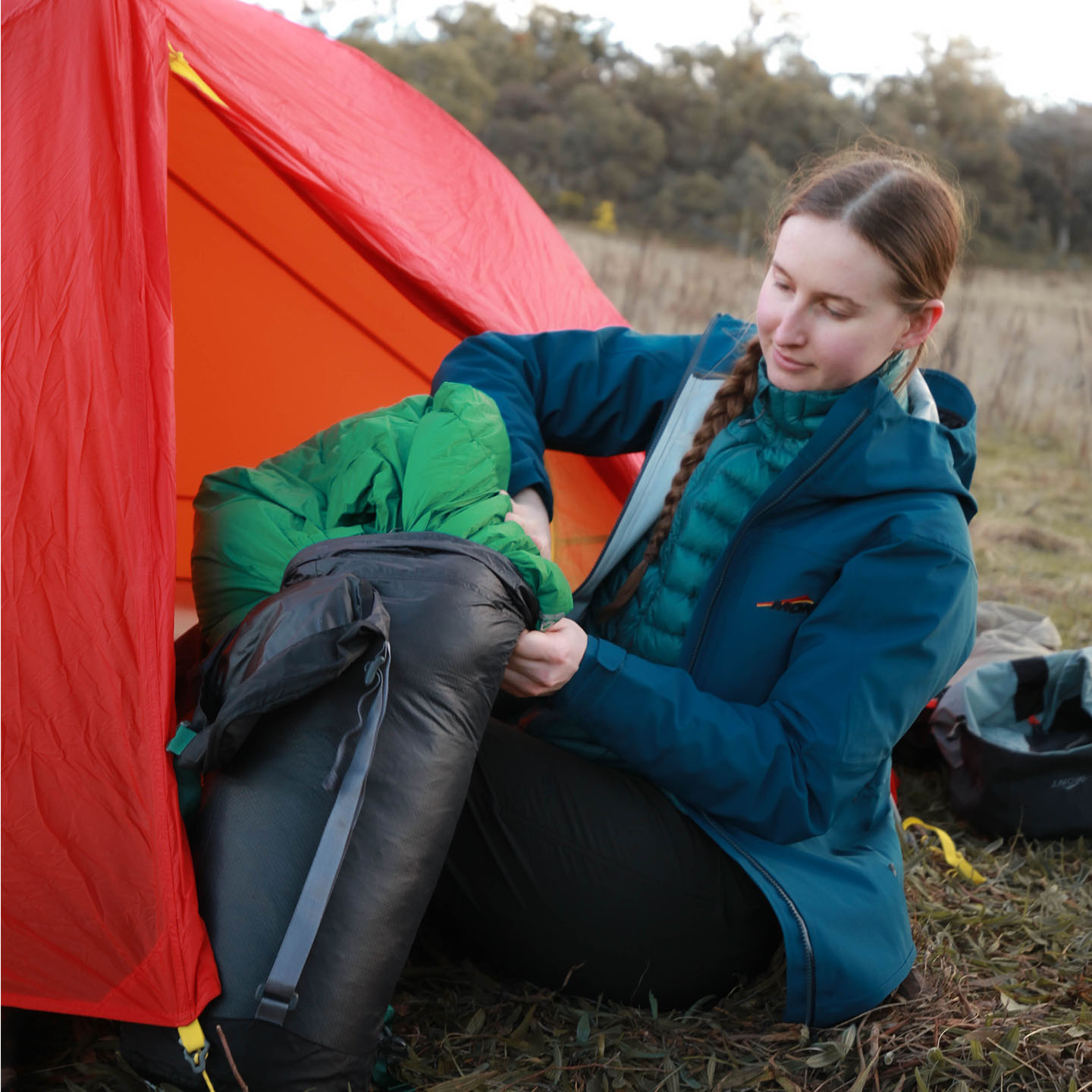 Zodiac 500 2 to -4°C Down Sleeping Bag – Mont Adventure Equipment