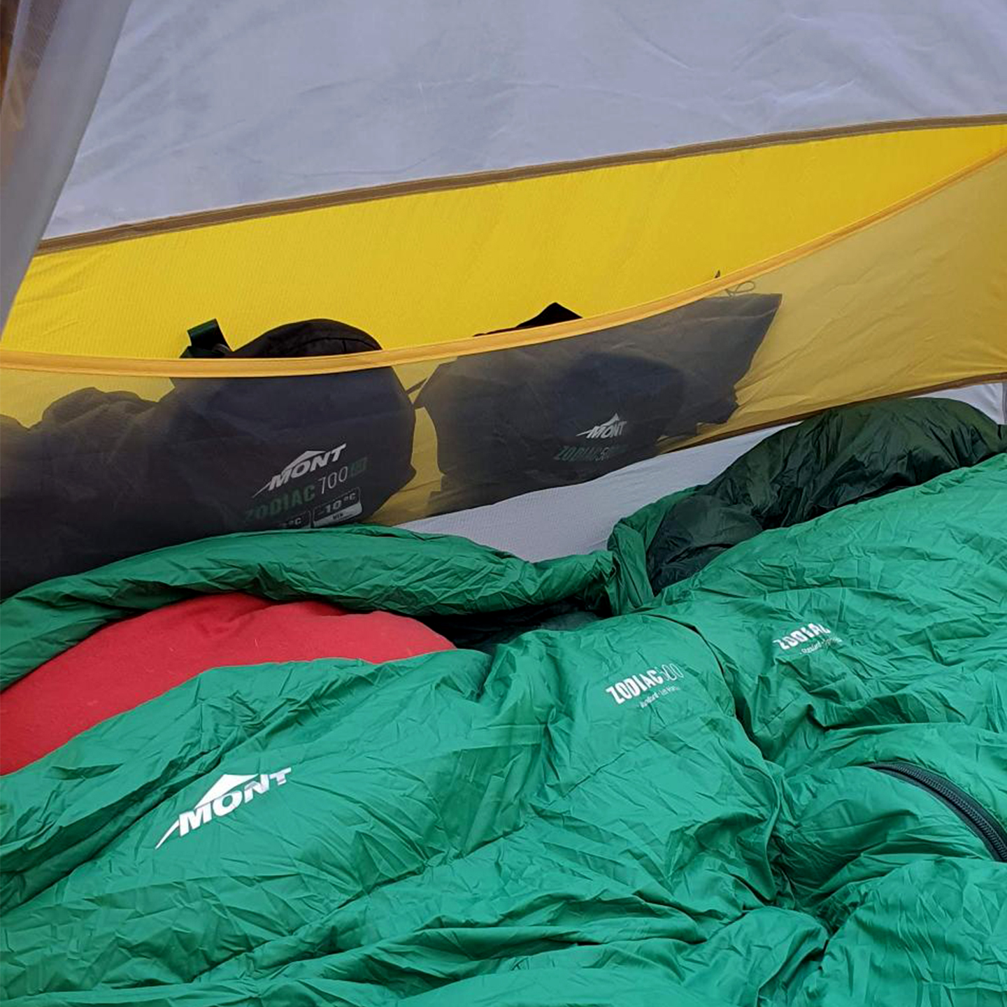 デットストック　アンダーネオン　グリーン Zodiac 700 -3 to -10°C Down Sleeping Bag – Mont Adventure Equipment