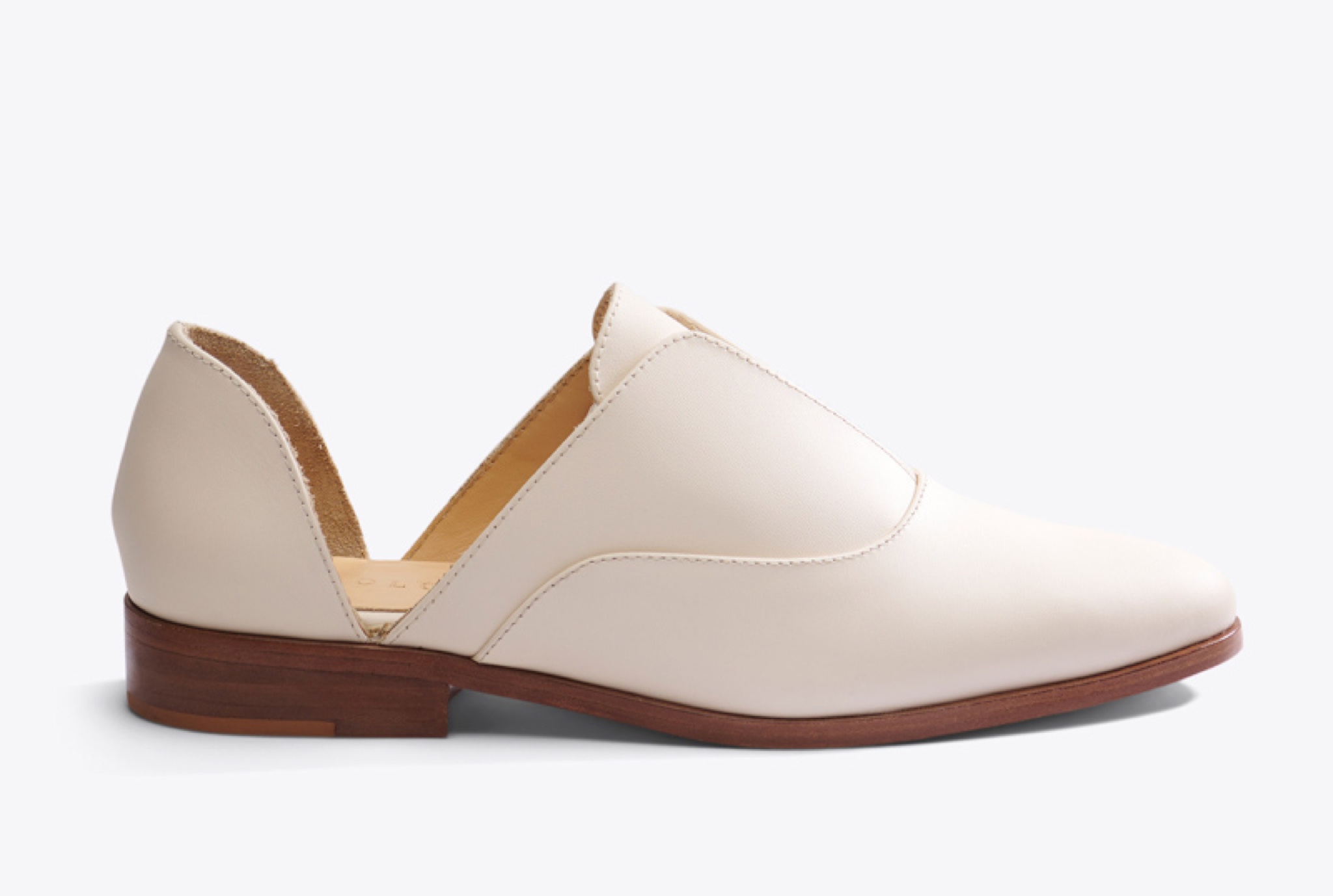 Nisolo Emma d'Orsay Oxford Bone - Every Nisolo product is built on the foundation of comfort, function, and design. 