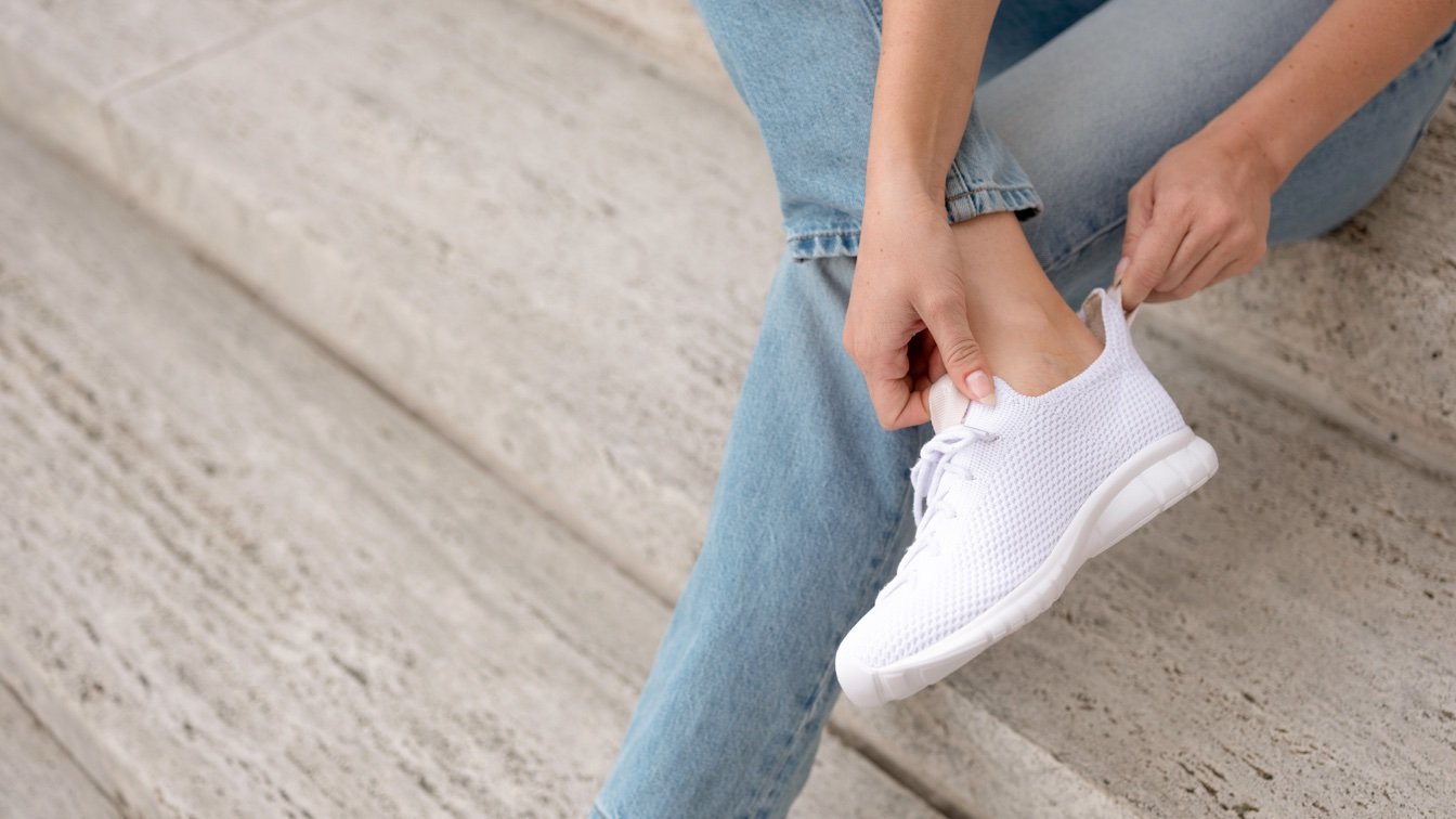 Nisolo Women's Athleisure Eco-Knit Sneaker White
