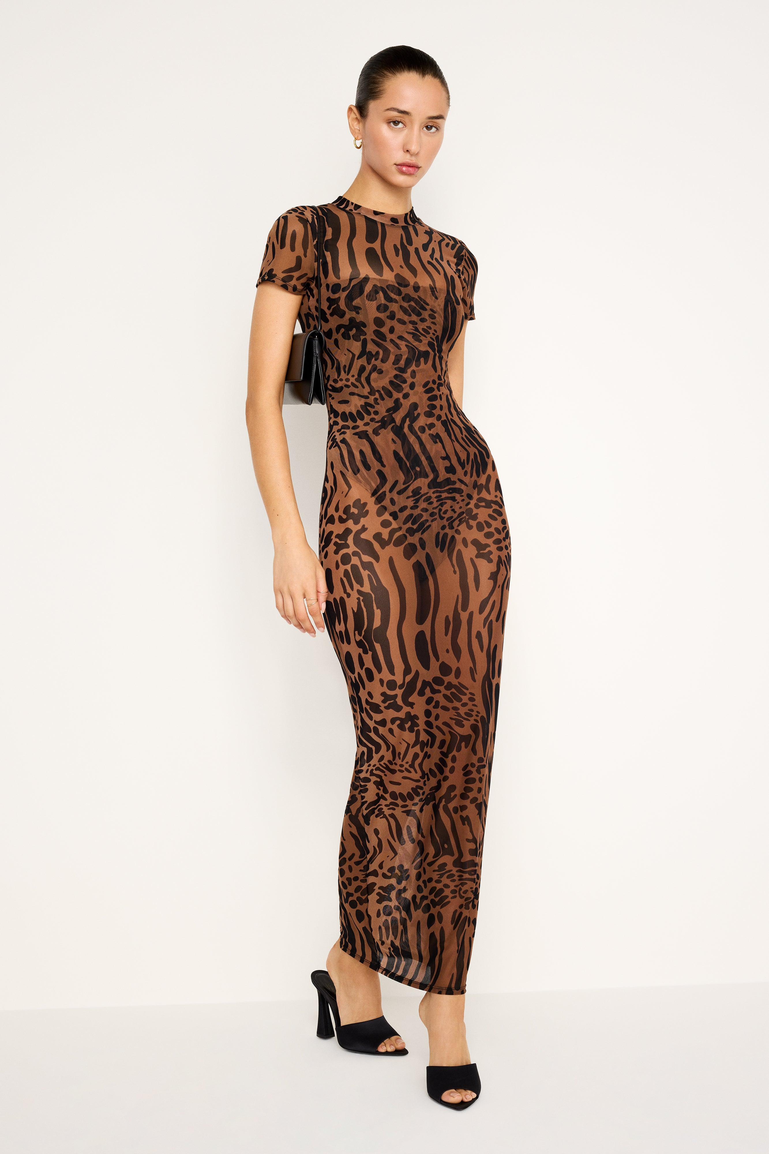 Styled with MESH TEE MAXI DRESS | WARPED LEOPARD004