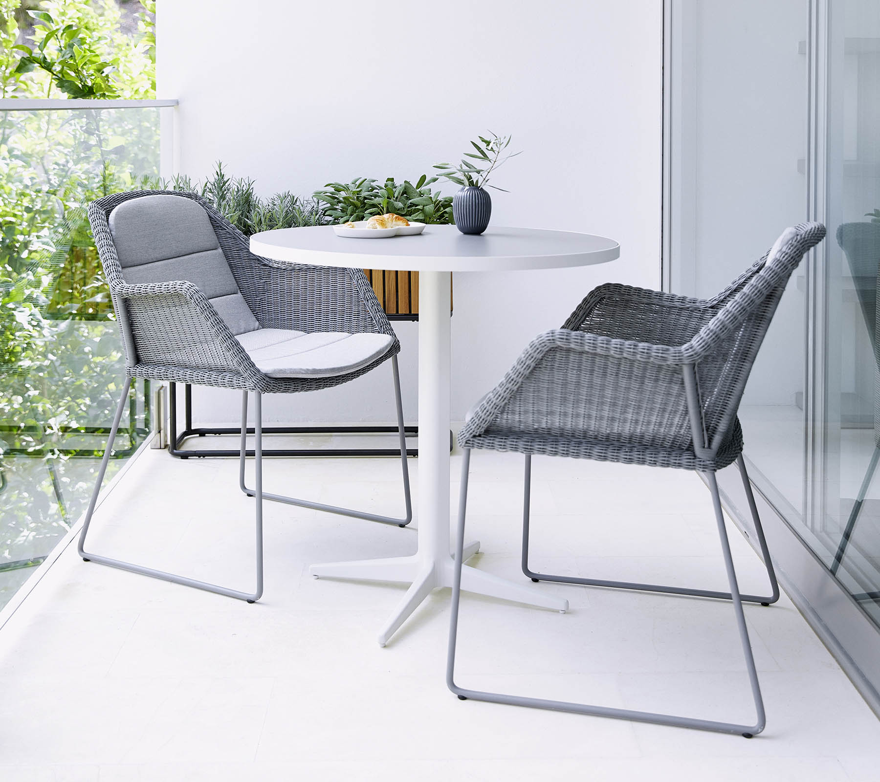 Breeze Dining Chair- Sled Leg