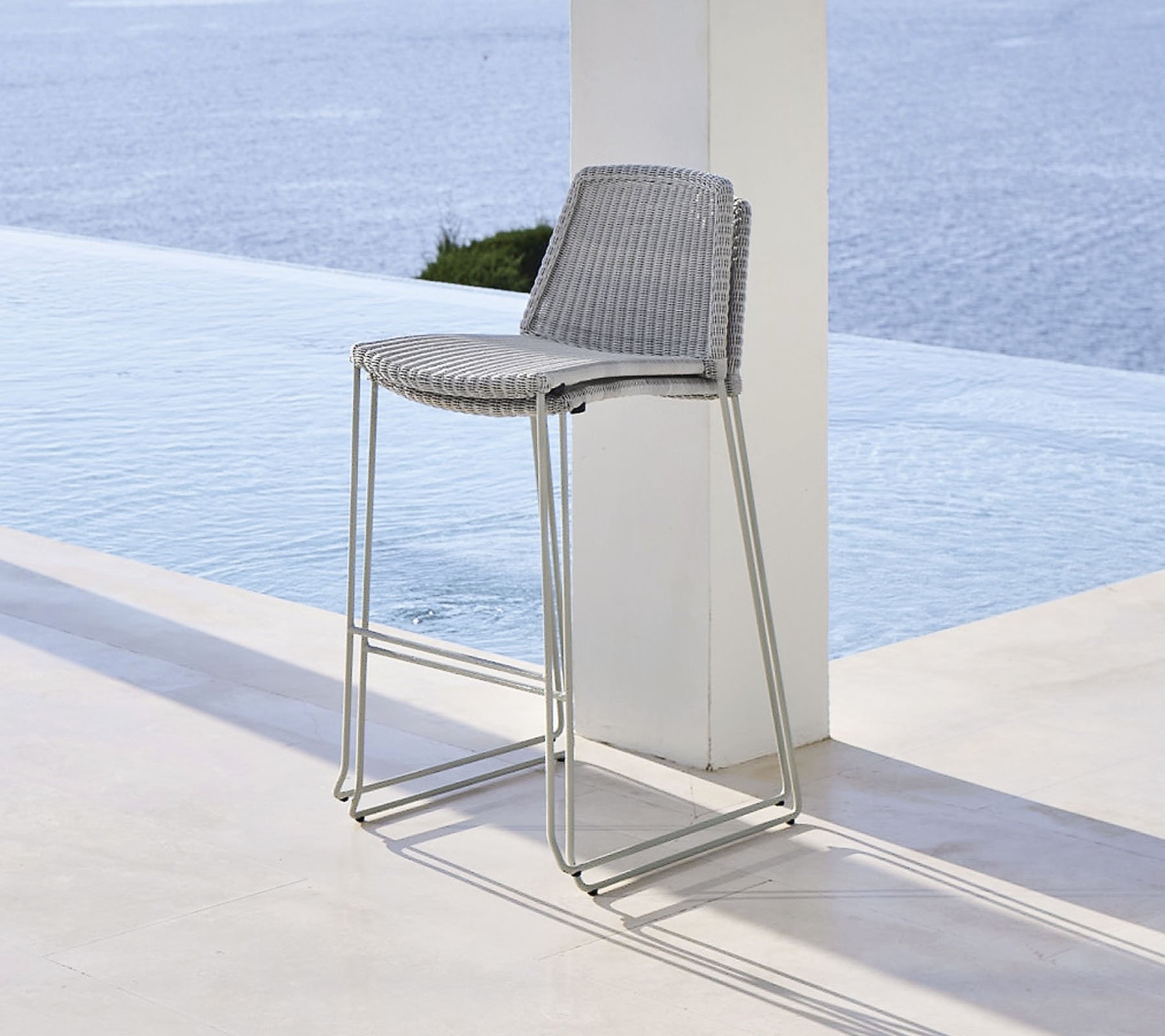 Breeze Bar Chair