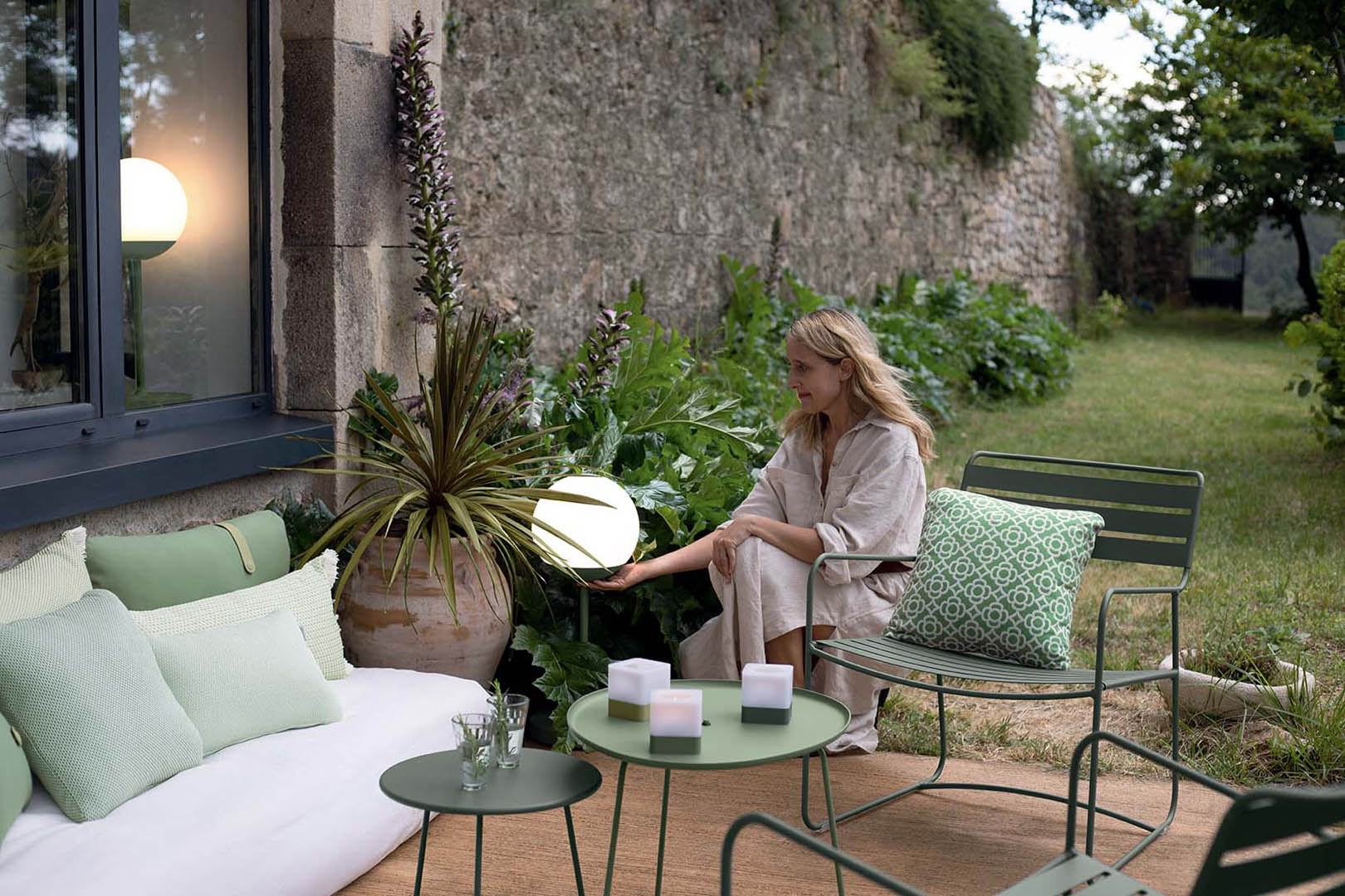 Fermob Cocotte Tray Table