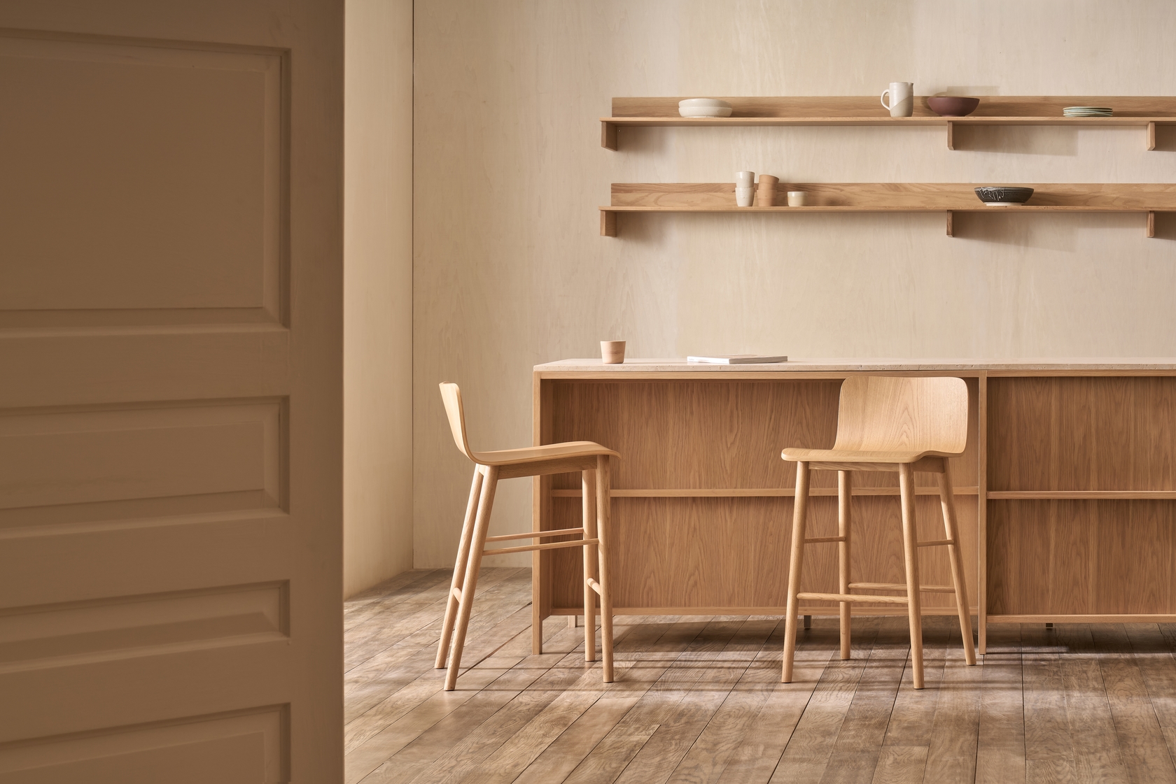 Tami Counter Stool