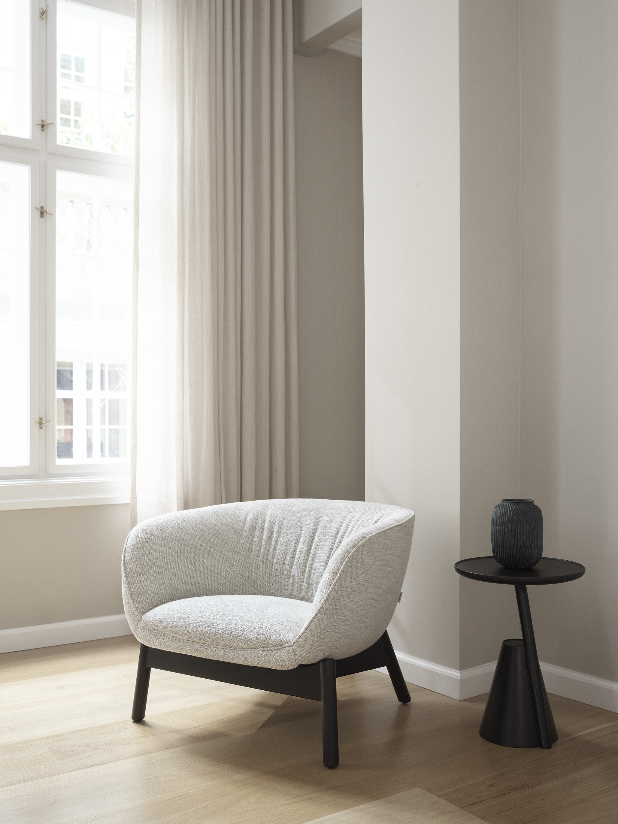 Vista Lounge Chair