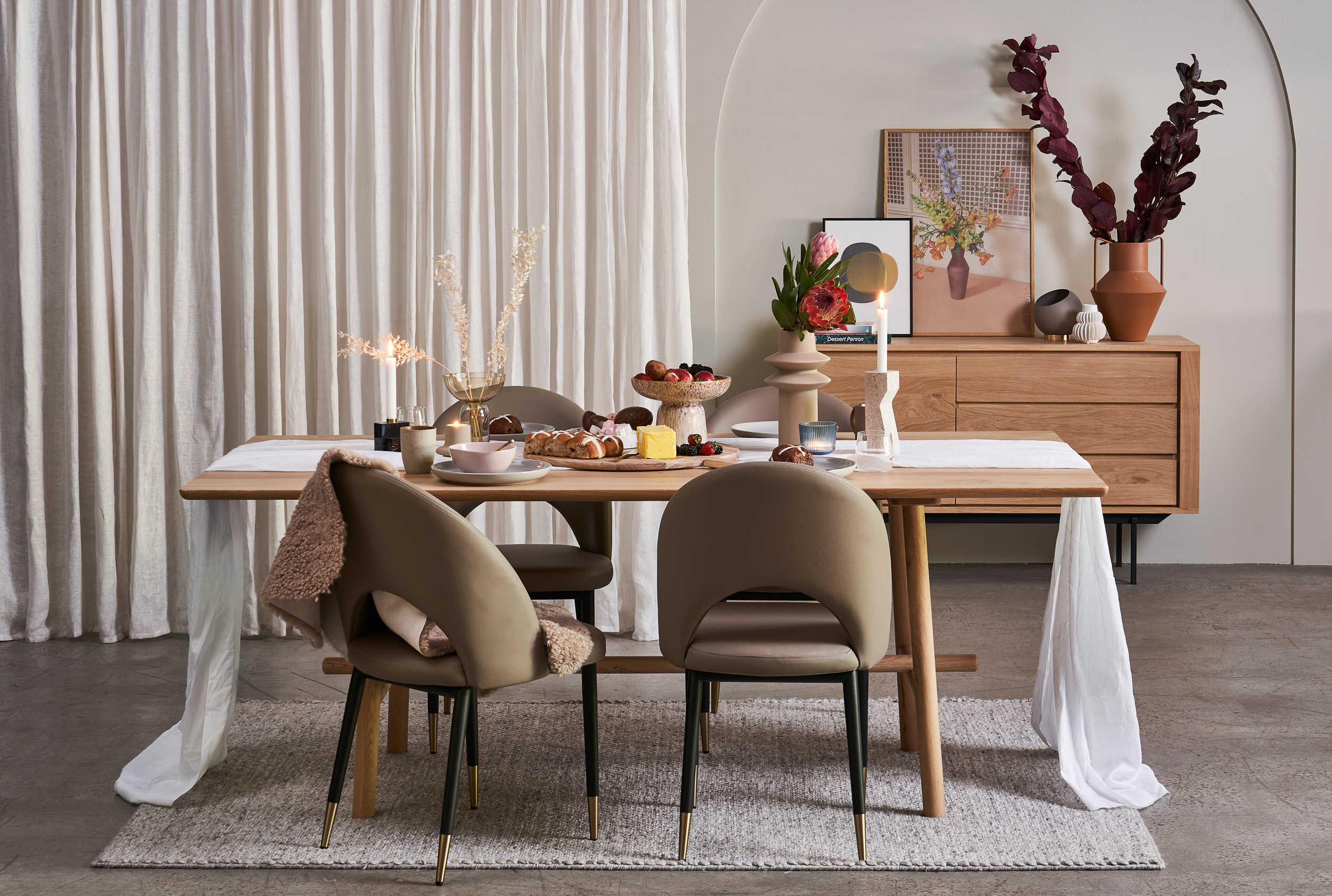 Ethnicraft Oak Profile Dining Table