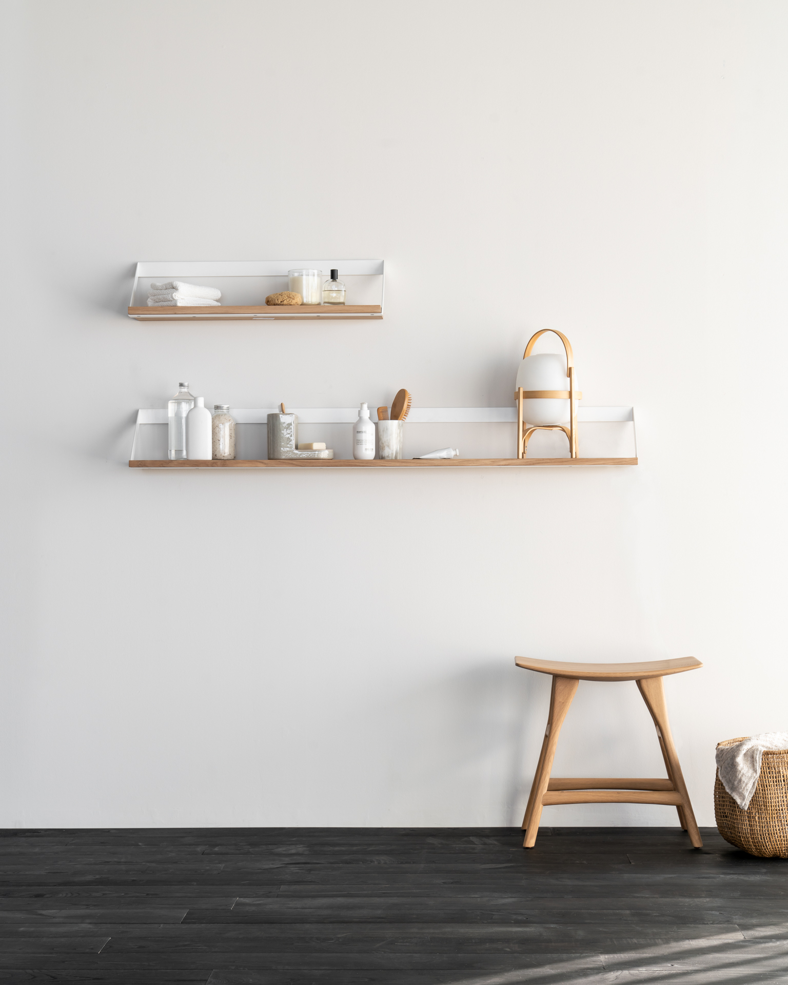 Ribbon Shelf