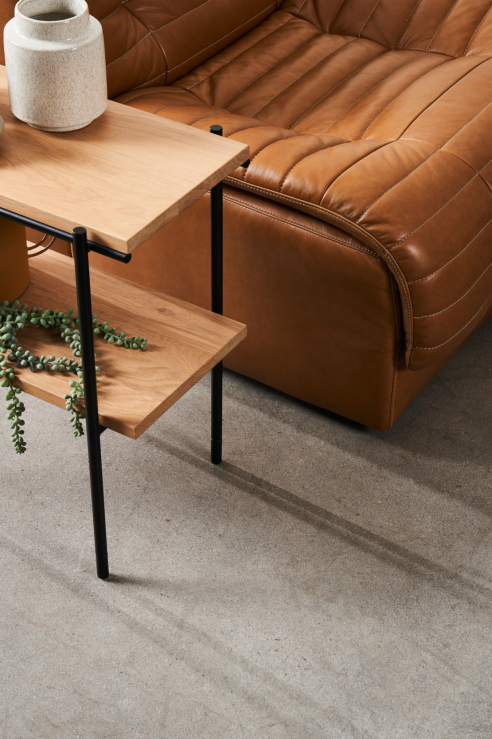 Ethnicraft Oak Rise Side Table