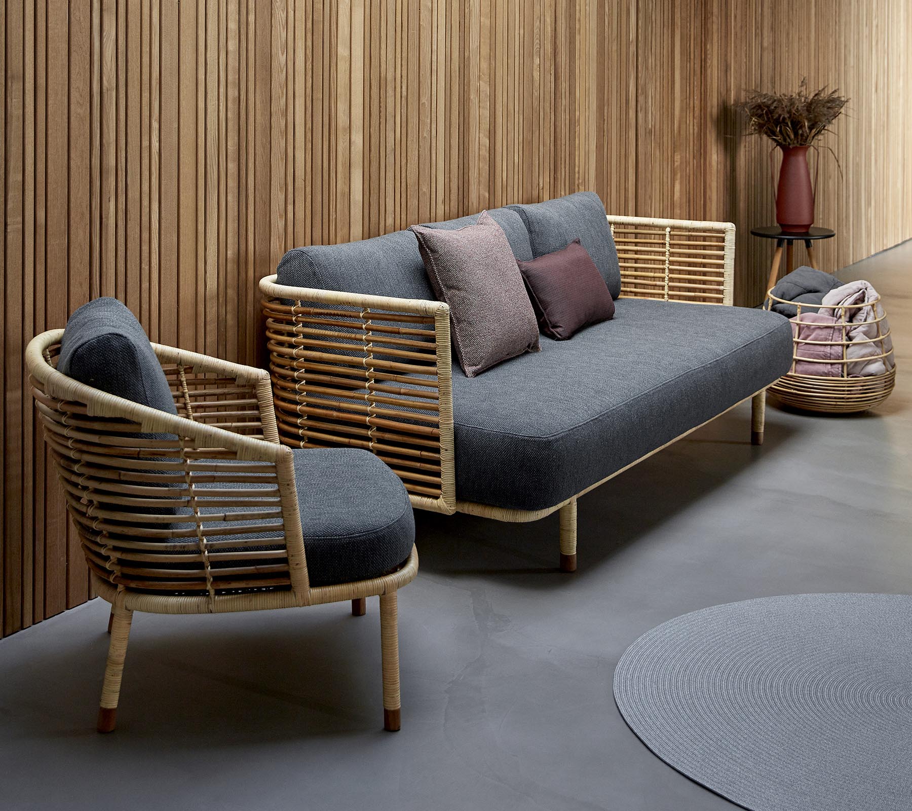Sense Lounge Chair