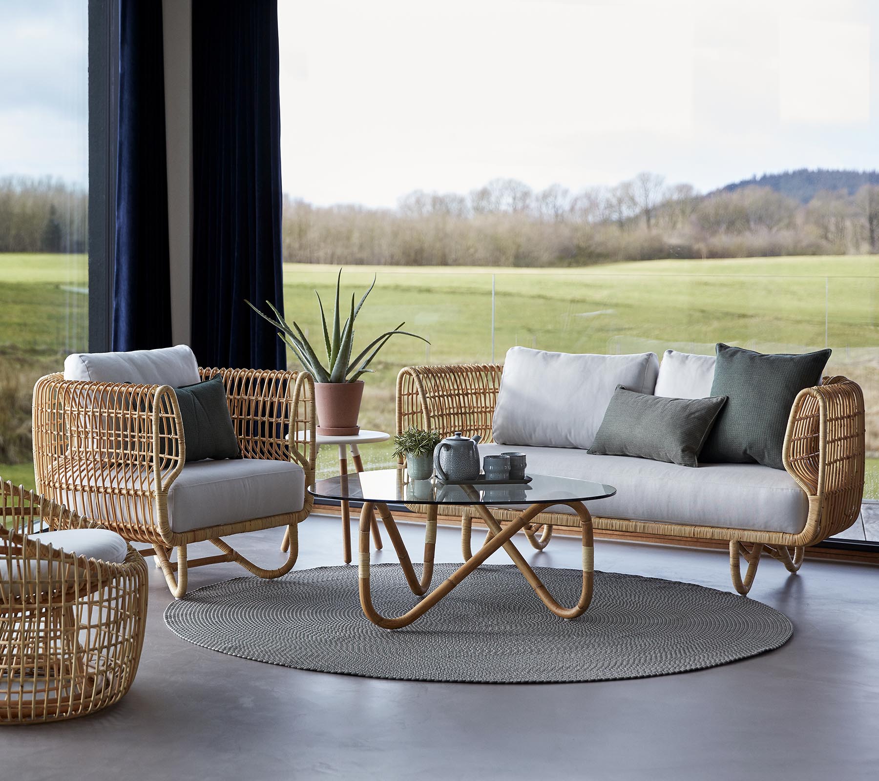 Nest Lounge Chair - Indoor