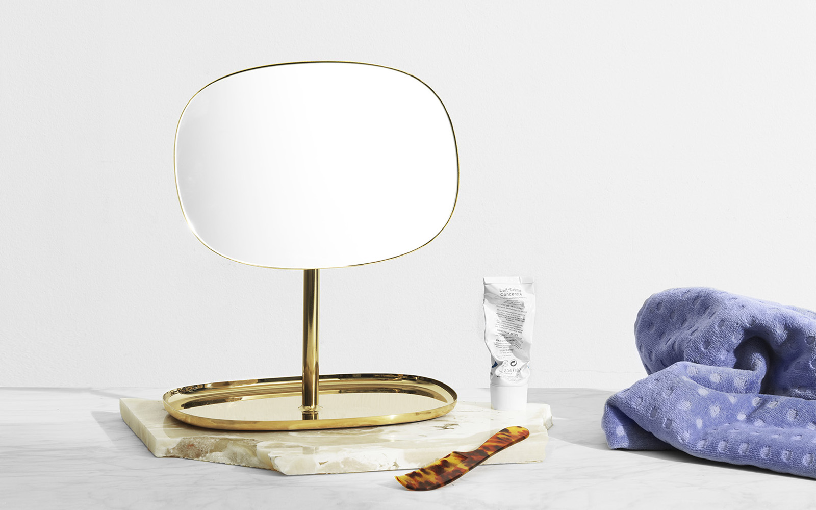 Flip Mirror