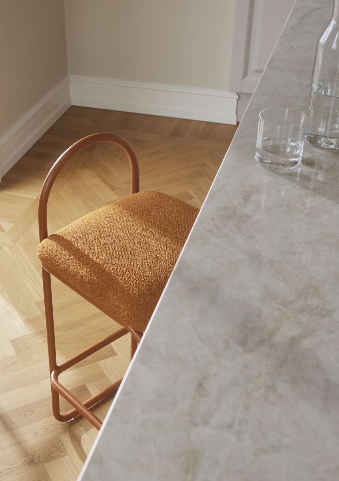 Angui Bar Stool