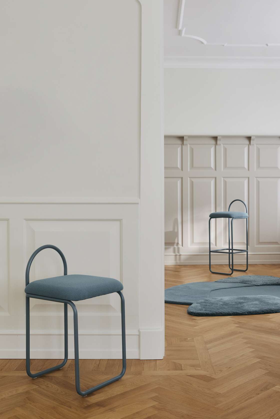 Angui Bar Stool