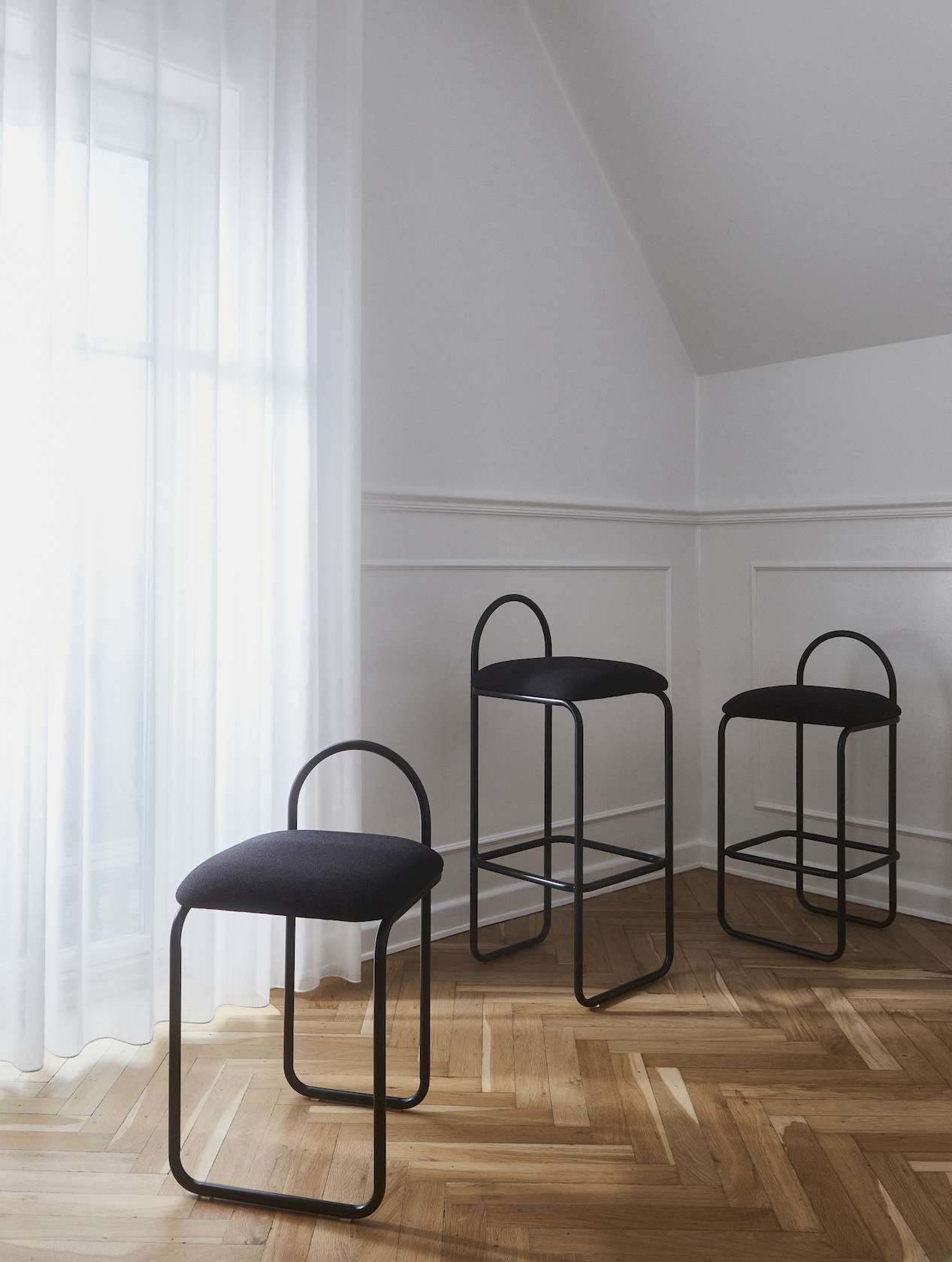 Angui Bar Stool