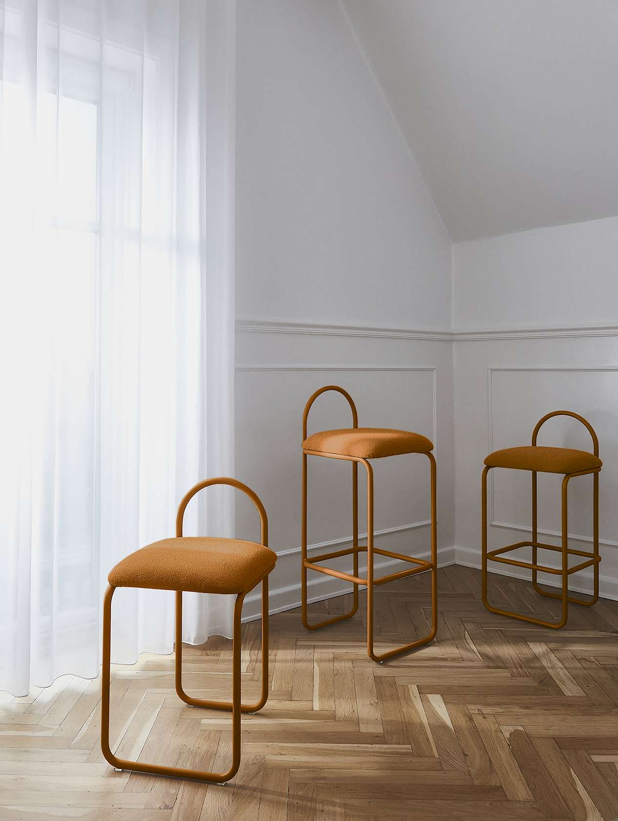Angui Bar Stool