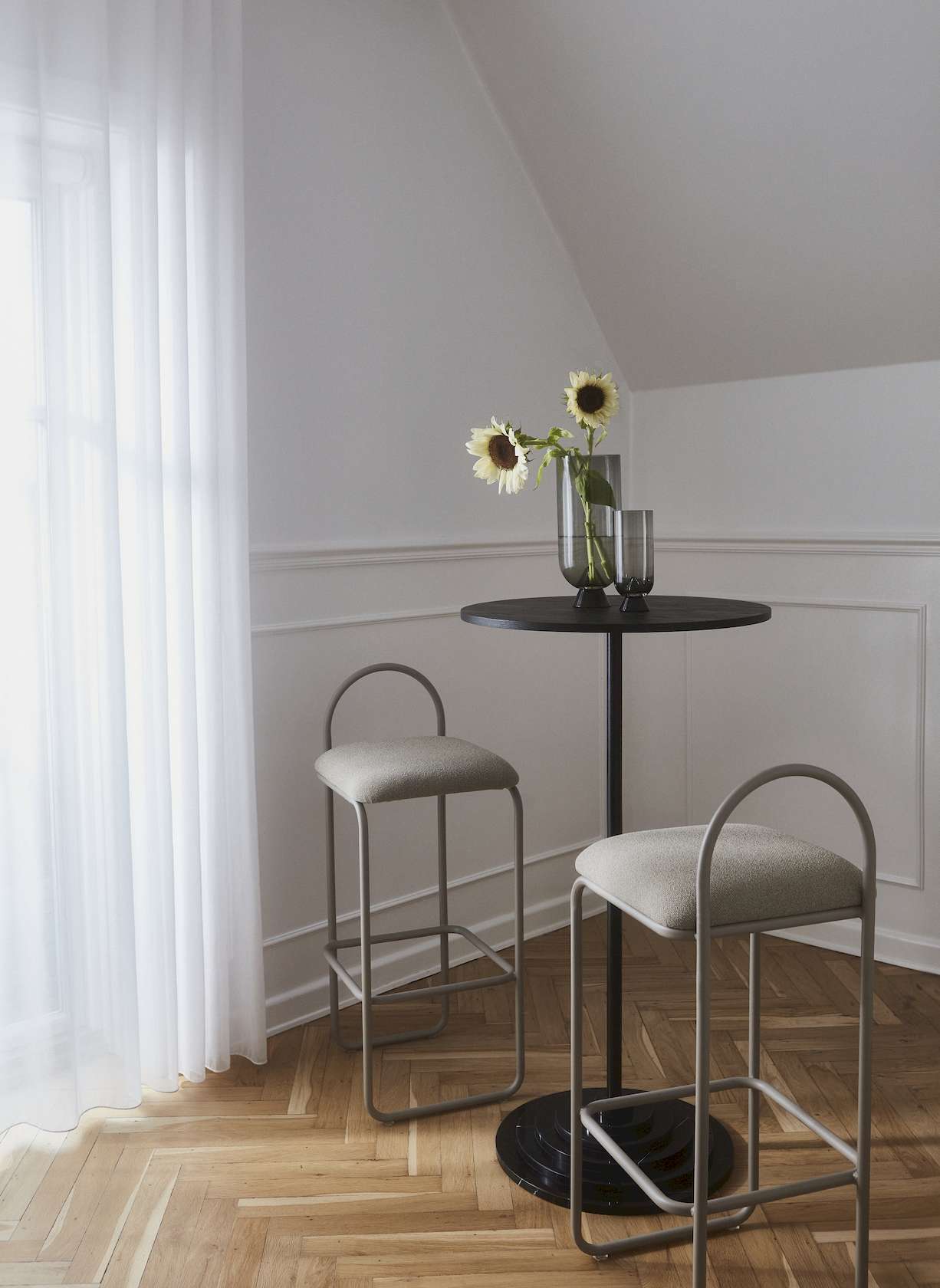 Angui Bar Stool