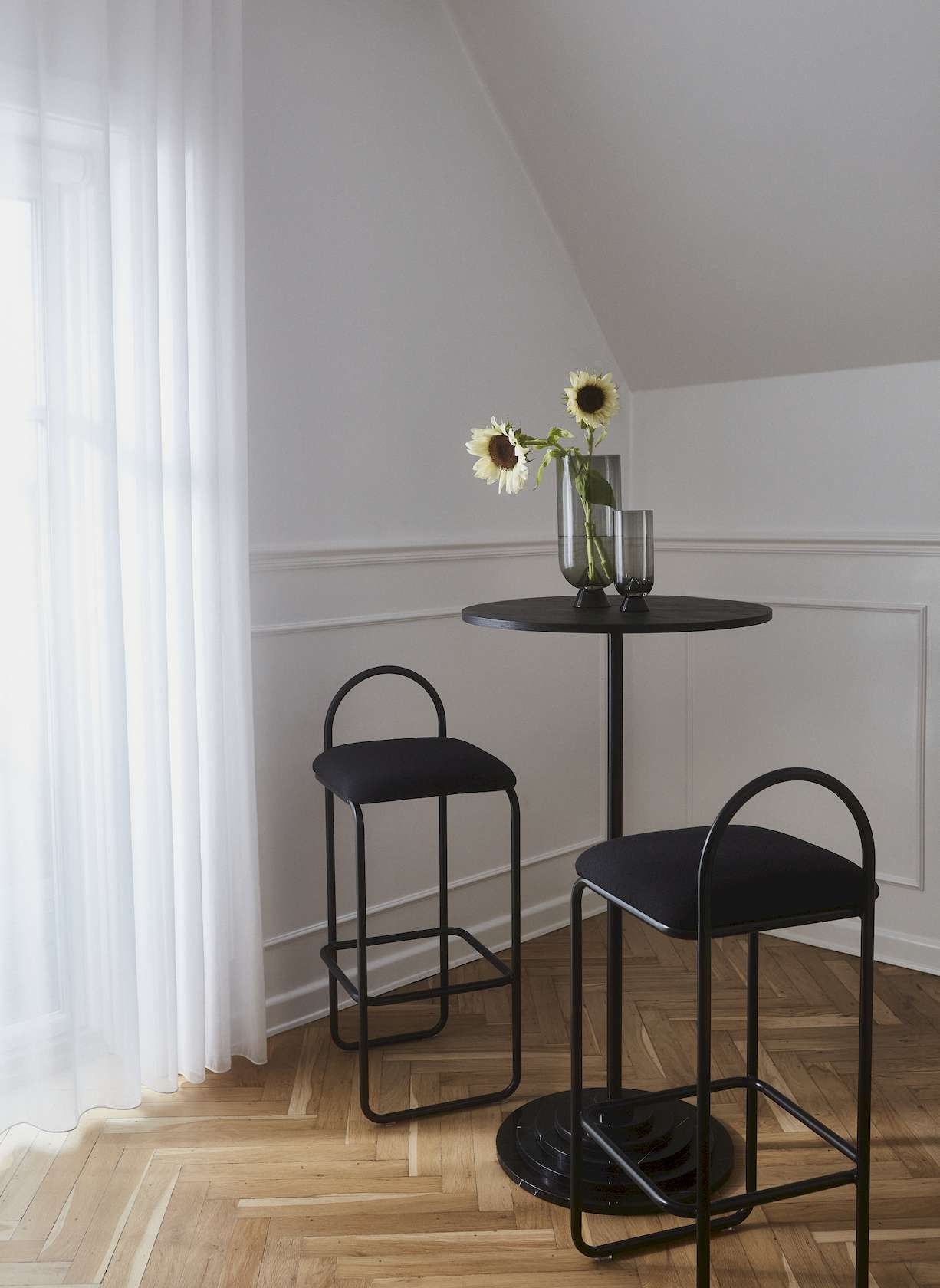 Angui Bar Stool