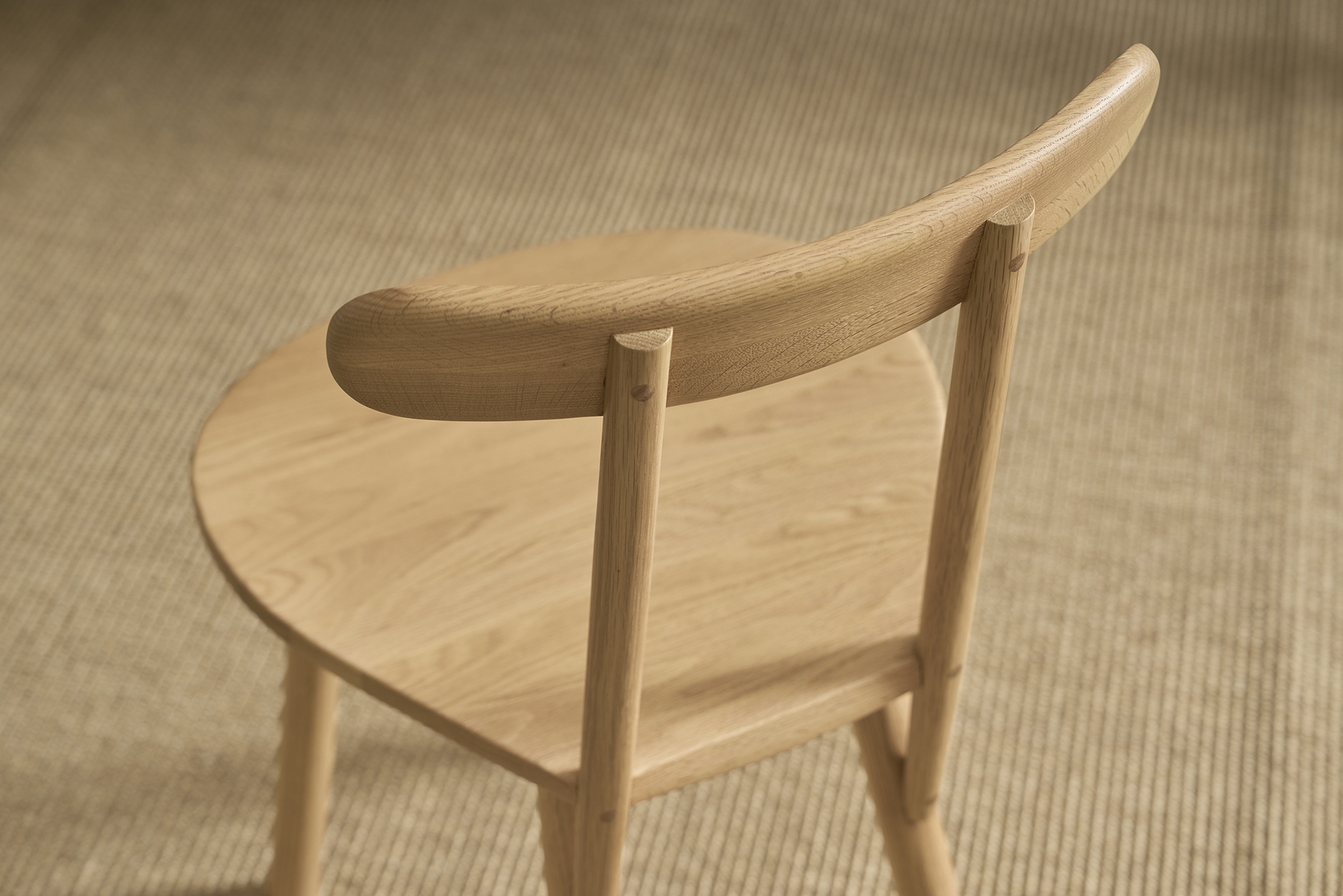 Figura Dining Chair