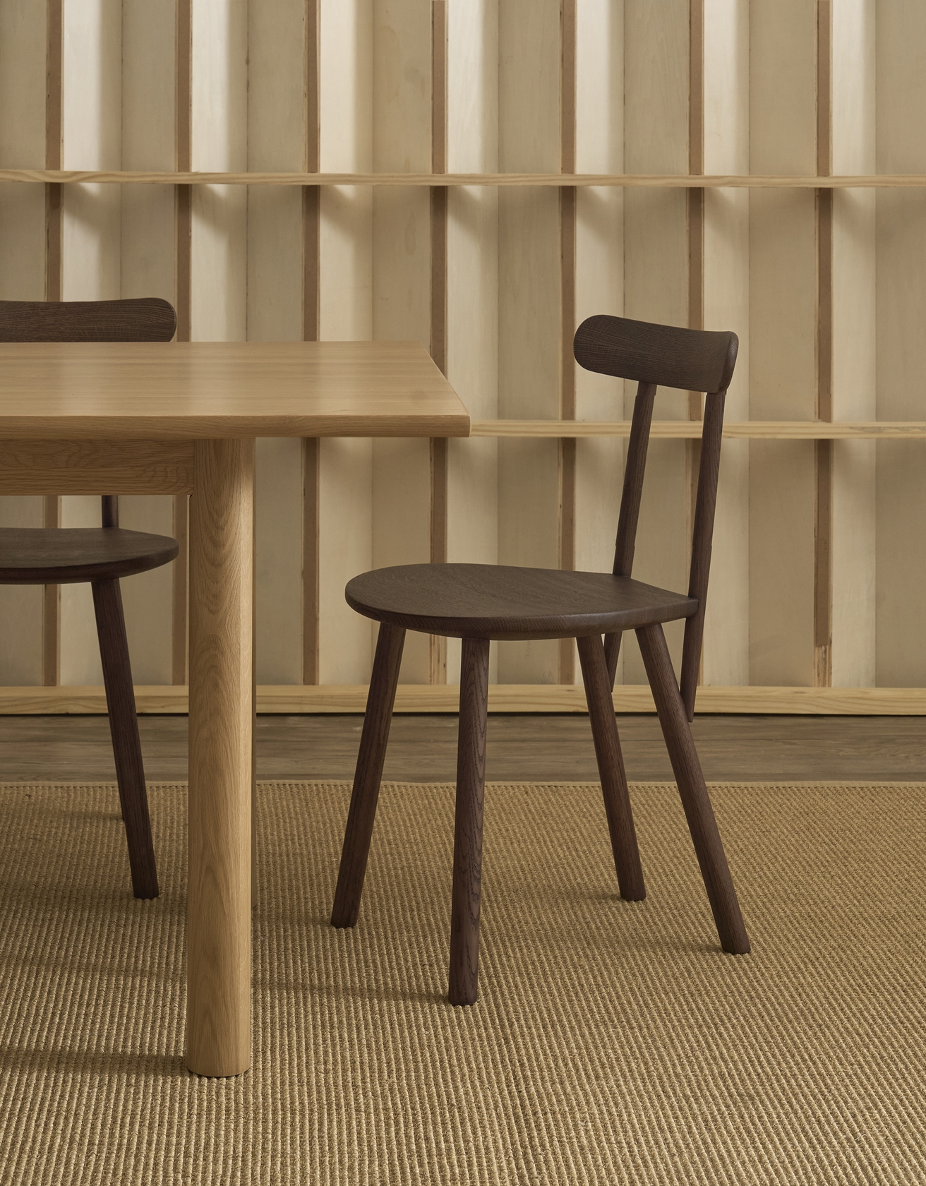 Figura Dining Chair