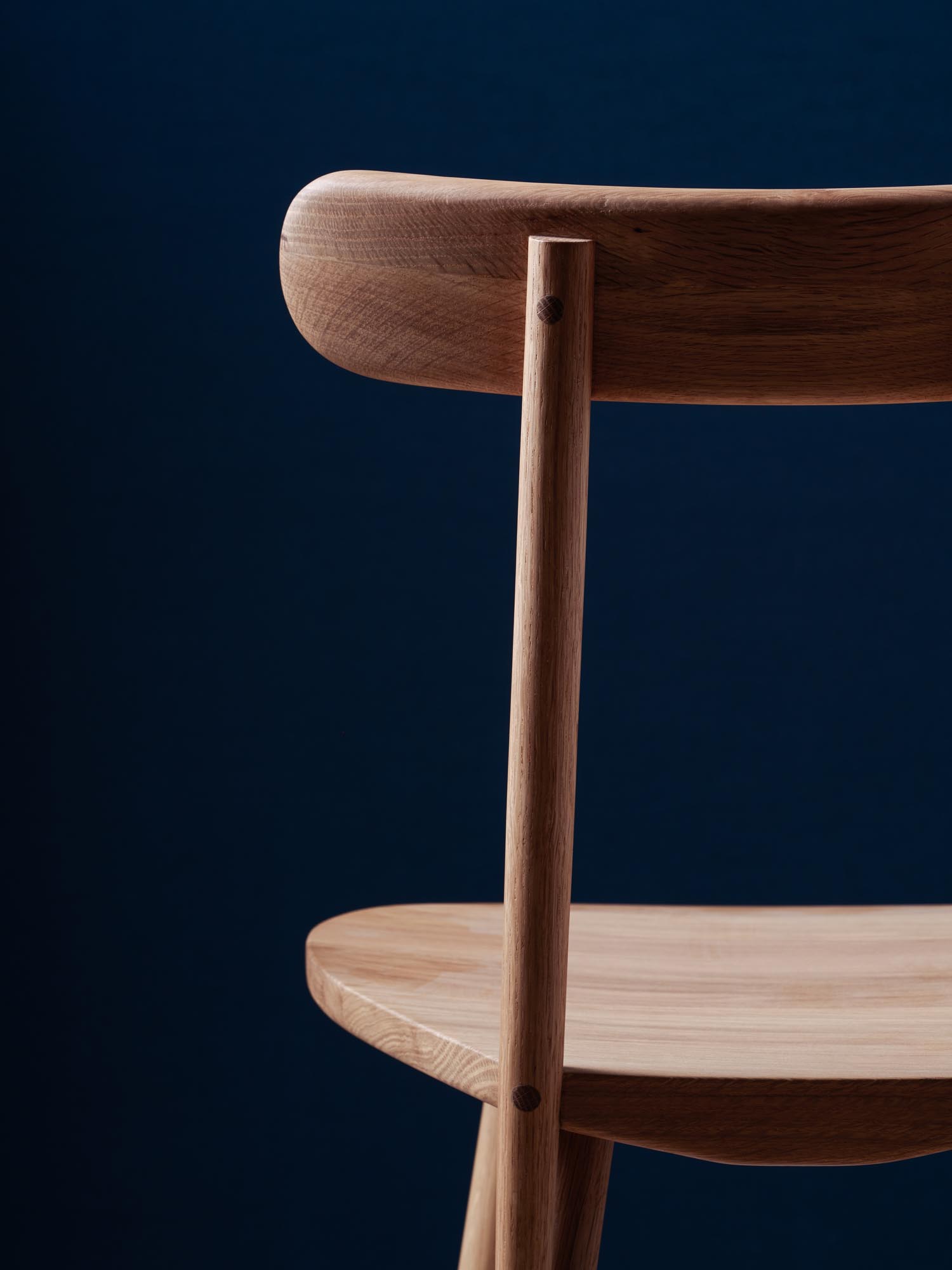 Figura Dining Chair