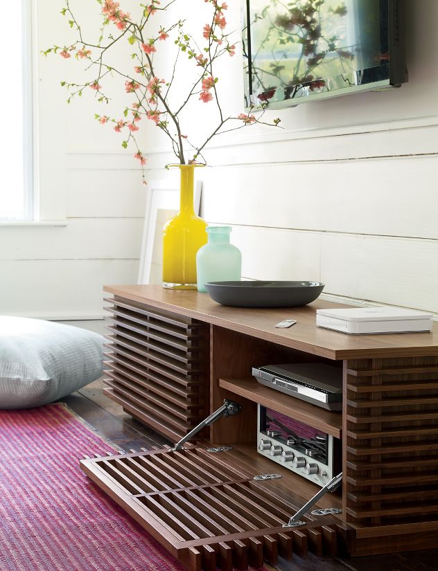 Line Media Console - 2 Doors