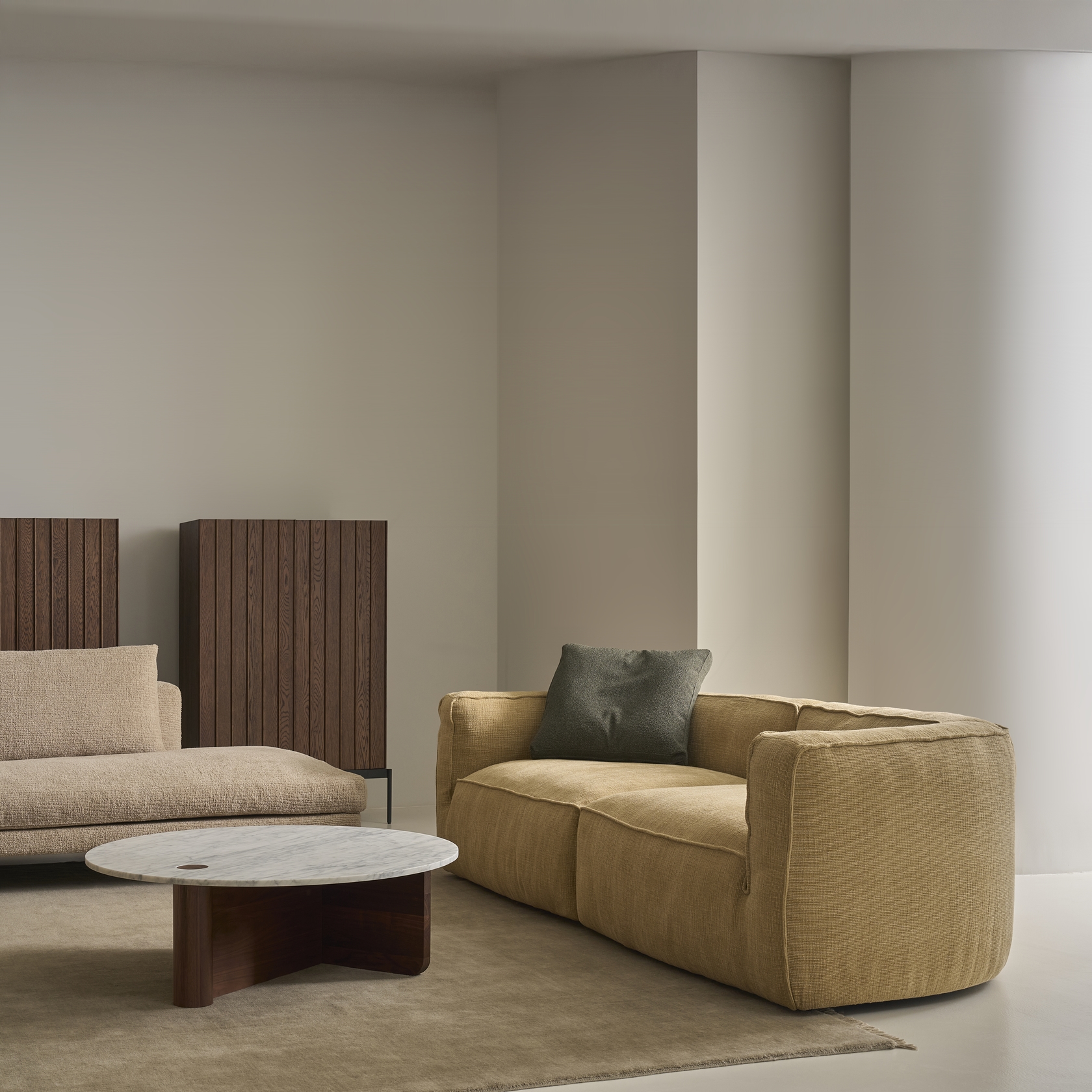 Pivot Round Marble Coffee Table