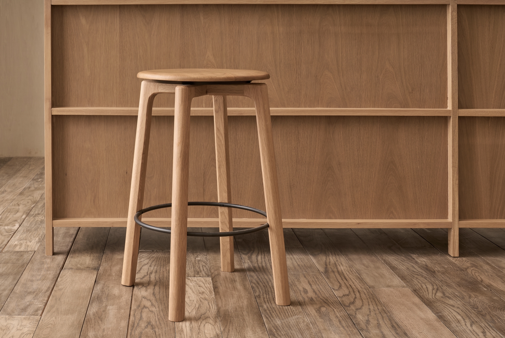 Glide Counter Stool