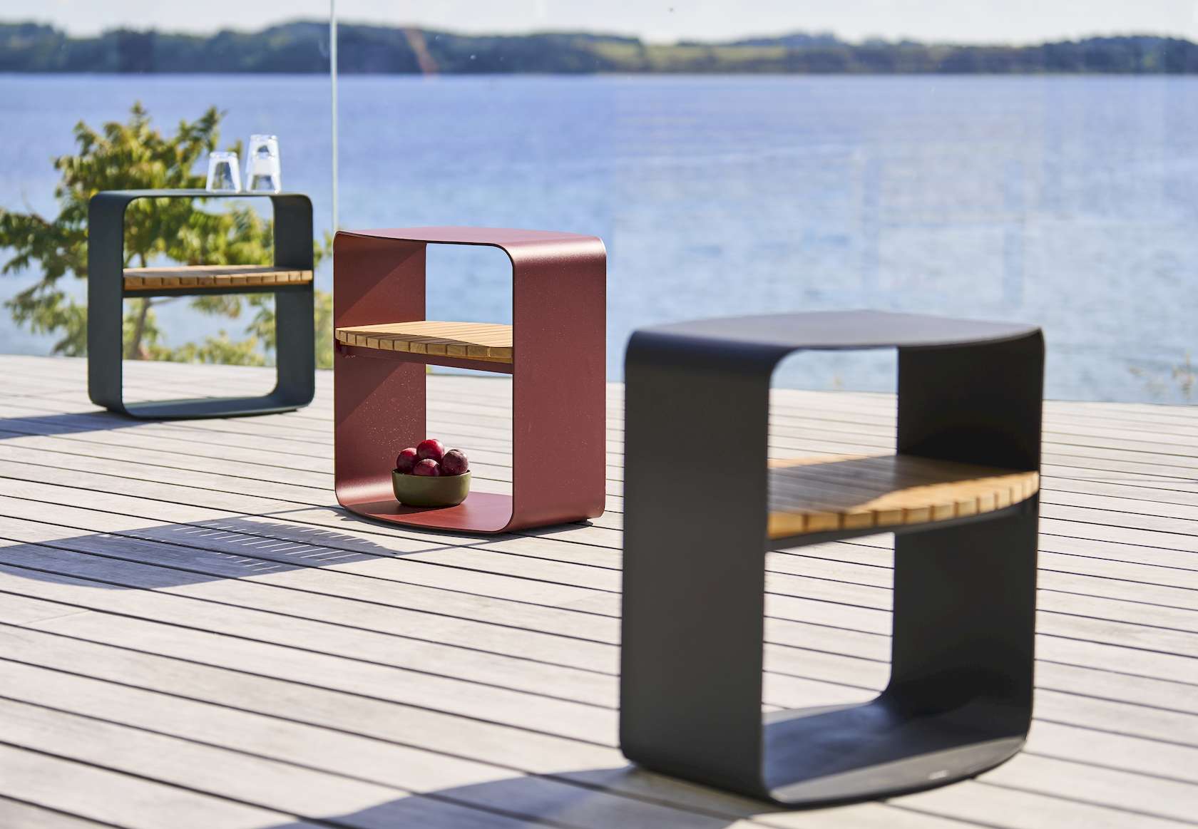 Mindo 109 Side Table