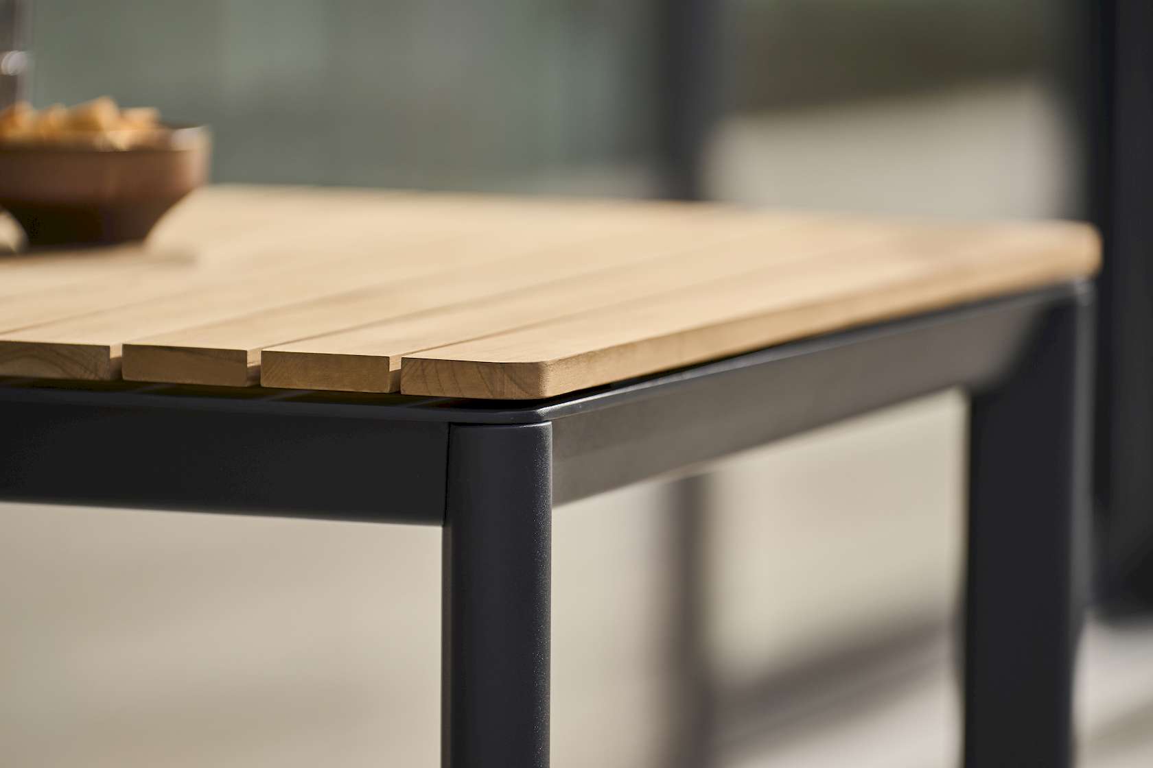 Mindo 101 Square Dining Table