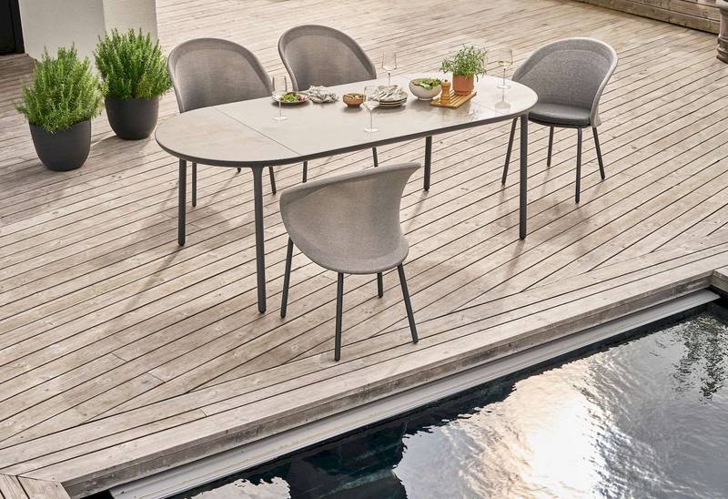 Mindo 114 Oval Dining Table