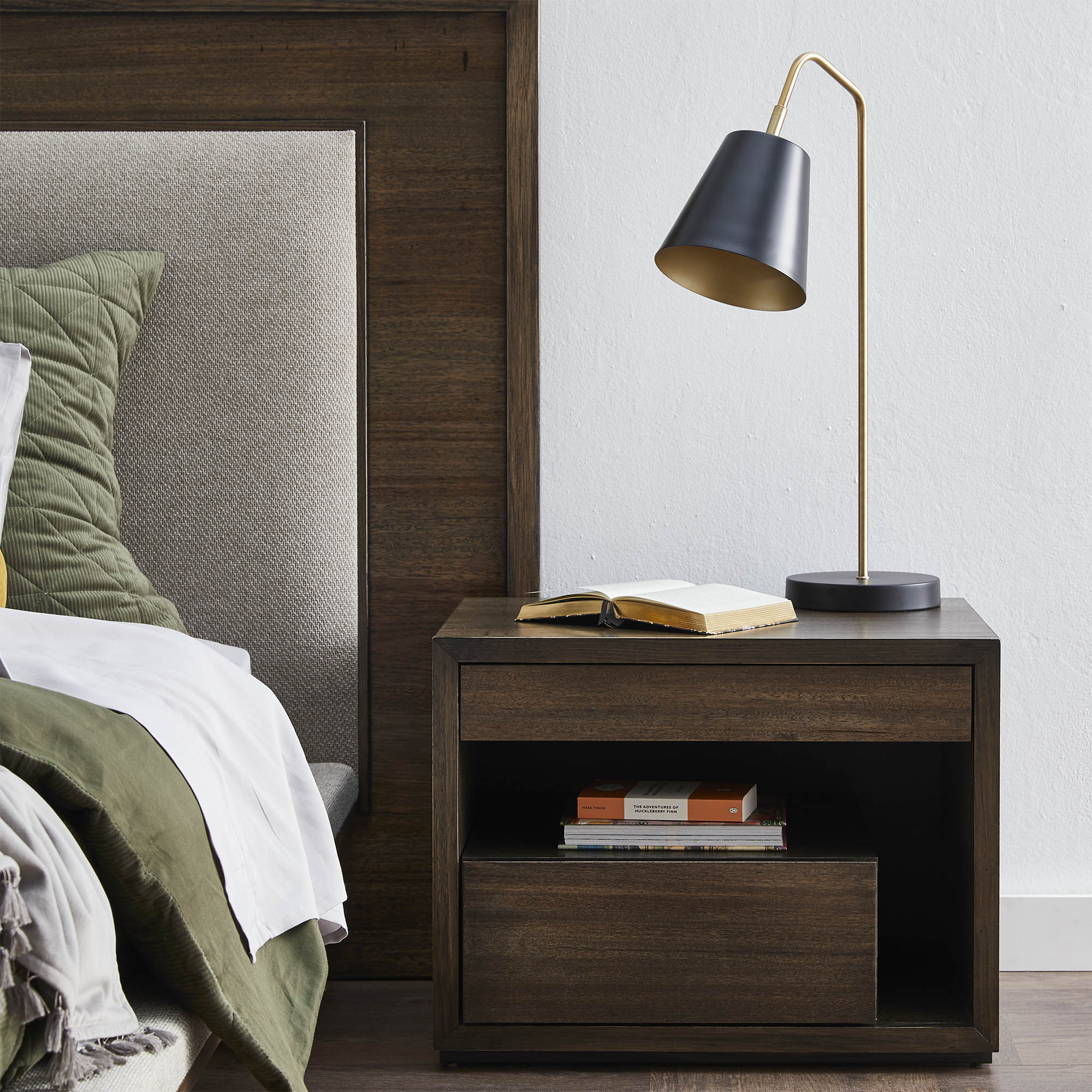 William Table Lamp