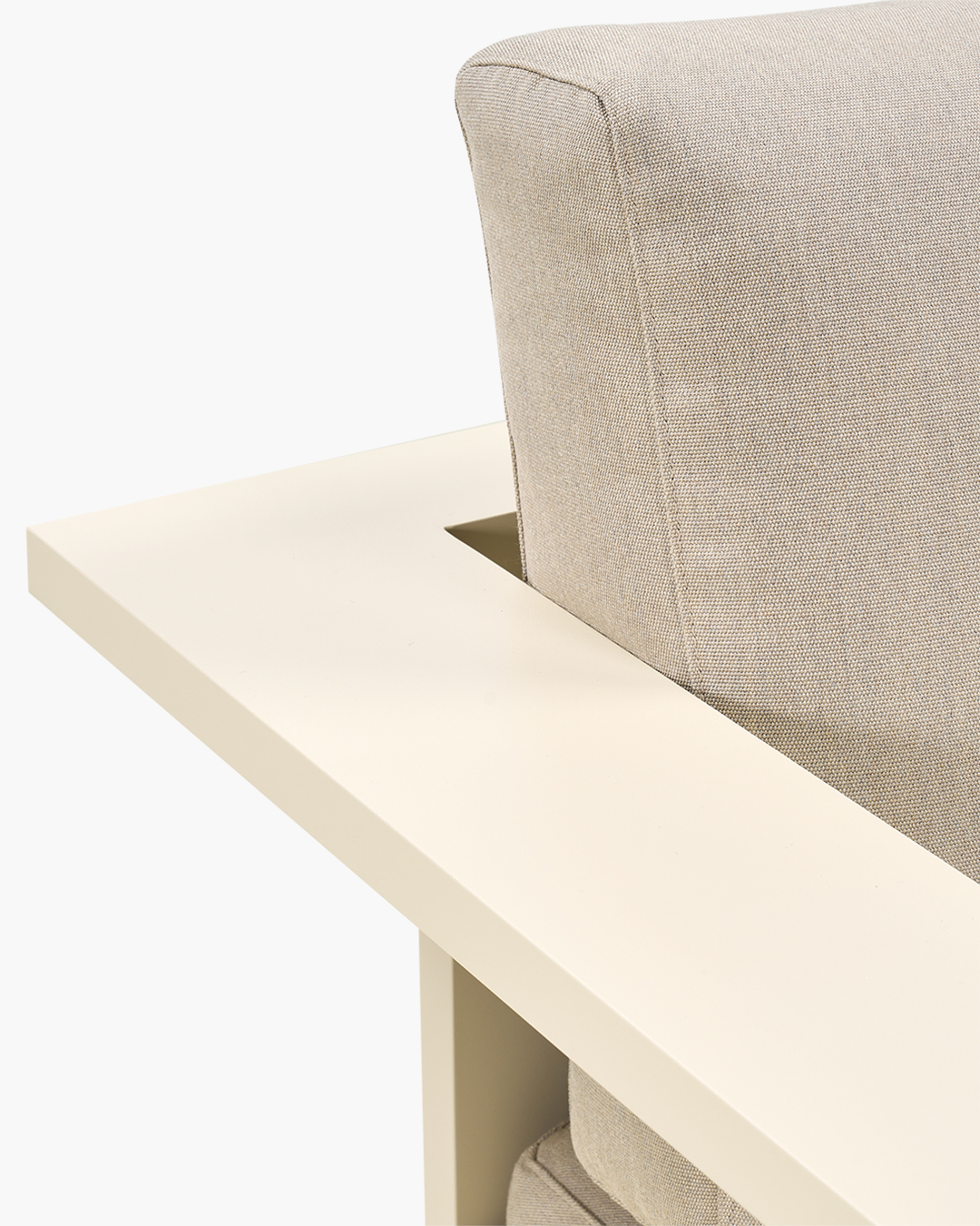 Outdoor Benn Lounge Chair