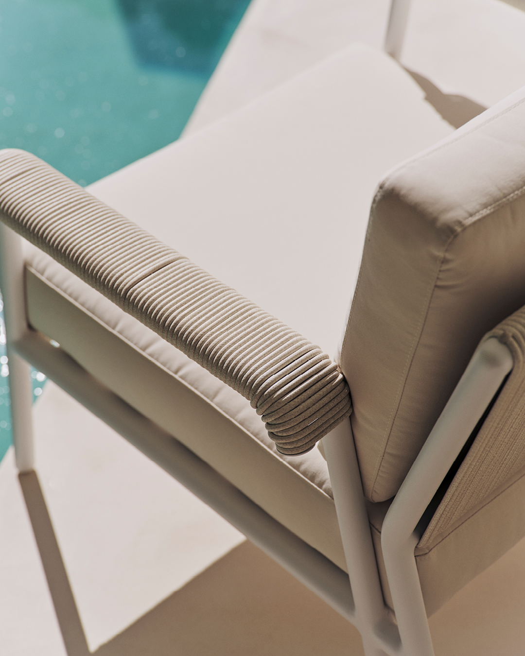 Outdoor Rodeo Lounge Chair