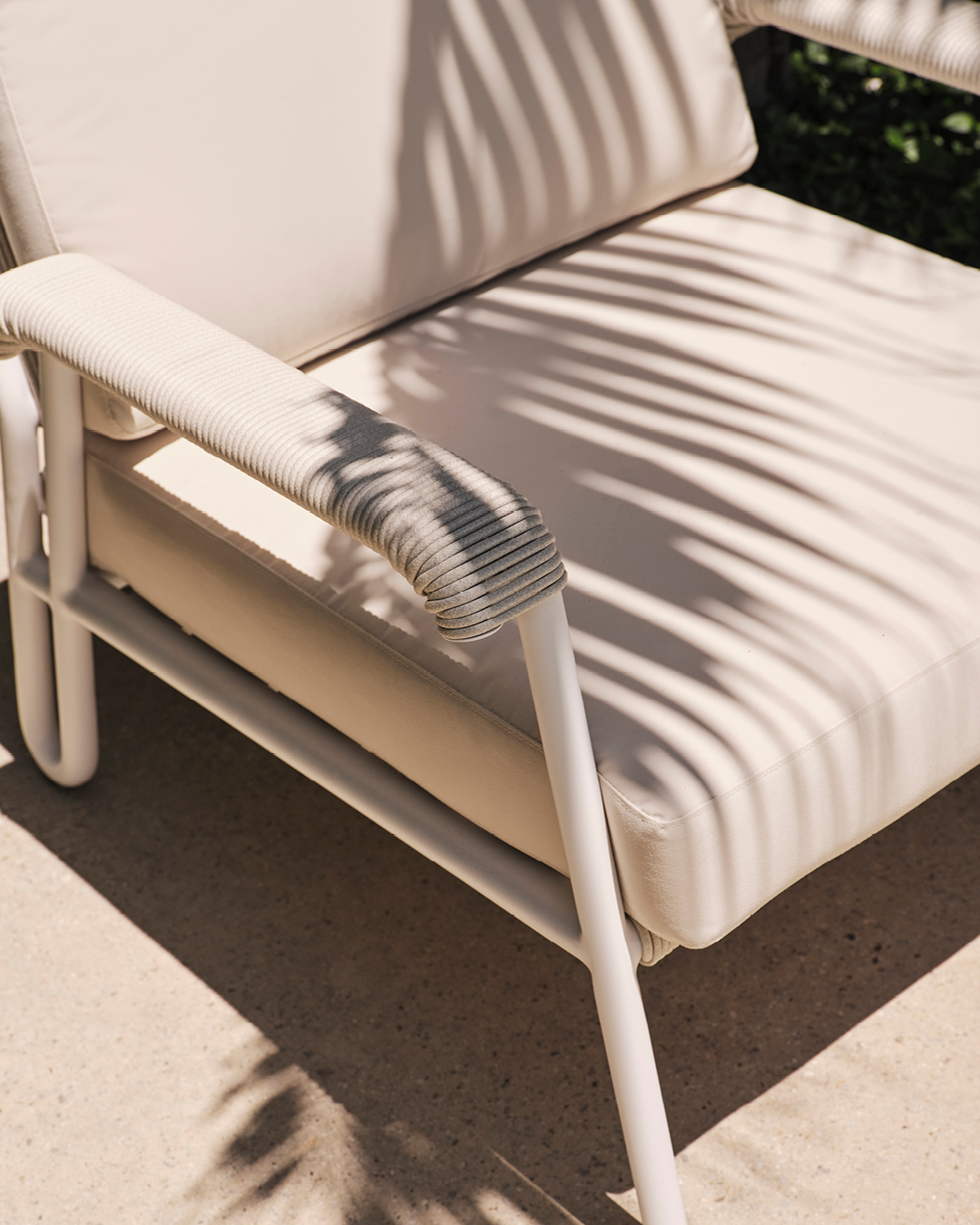 Outdoor Rodeo Lounge Chair