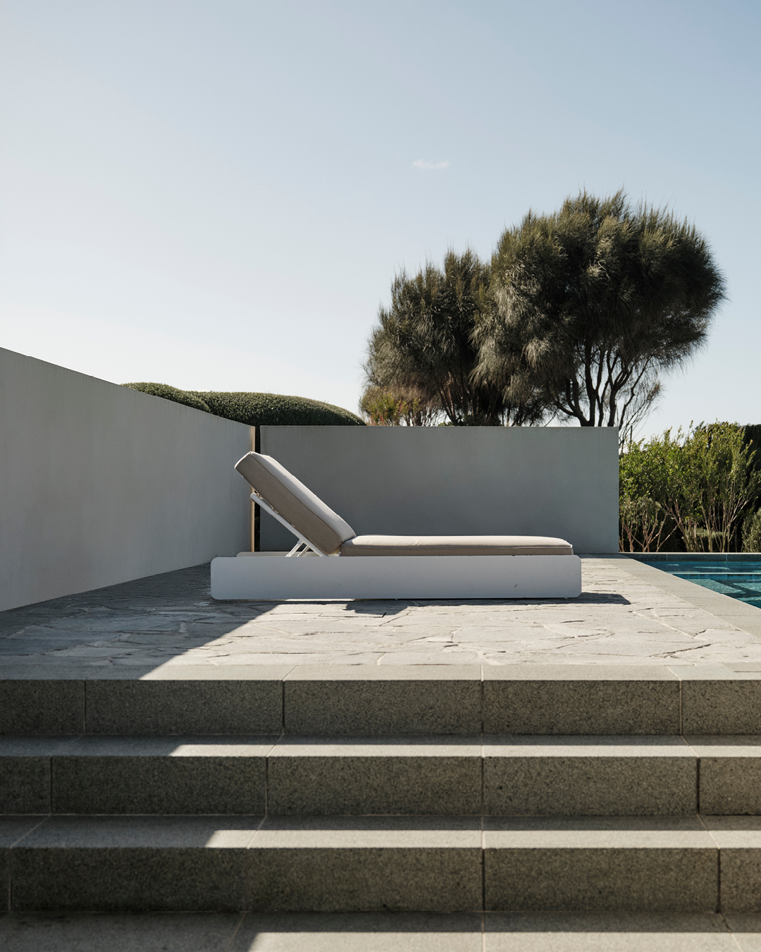 Outdoor Dougie Sun Lounge